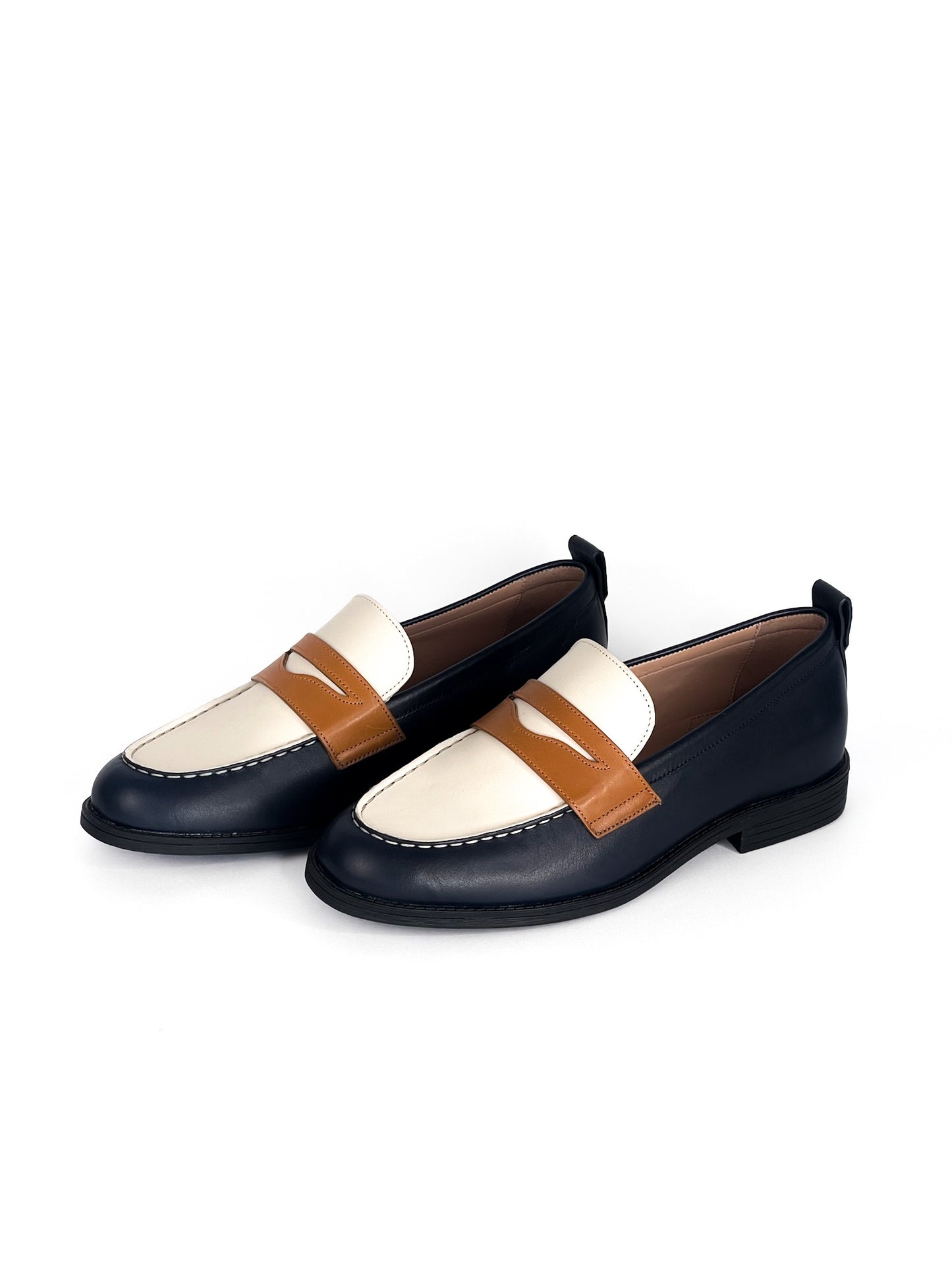 Cole Haan Leather Stassi Penny Loafer Black & White Size 6