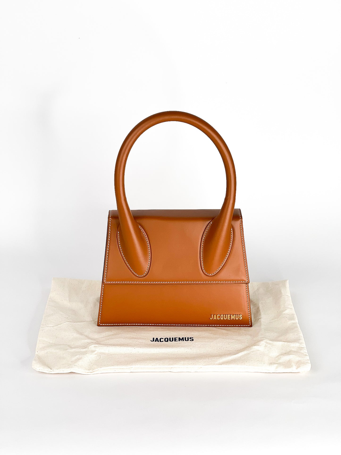 Jacquemus Le Grand Chiquito
Leather Bag