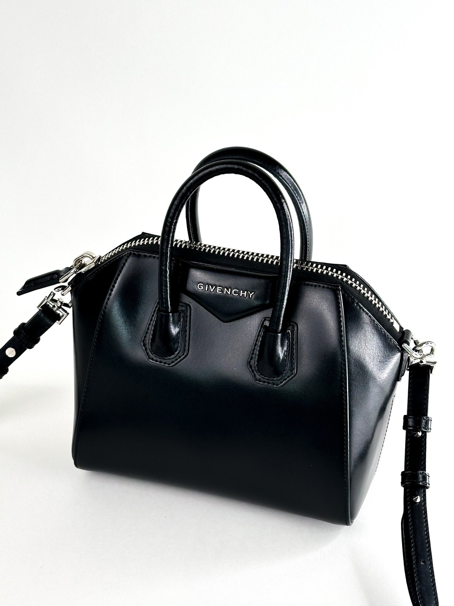Givenchy Antigona Mini Black