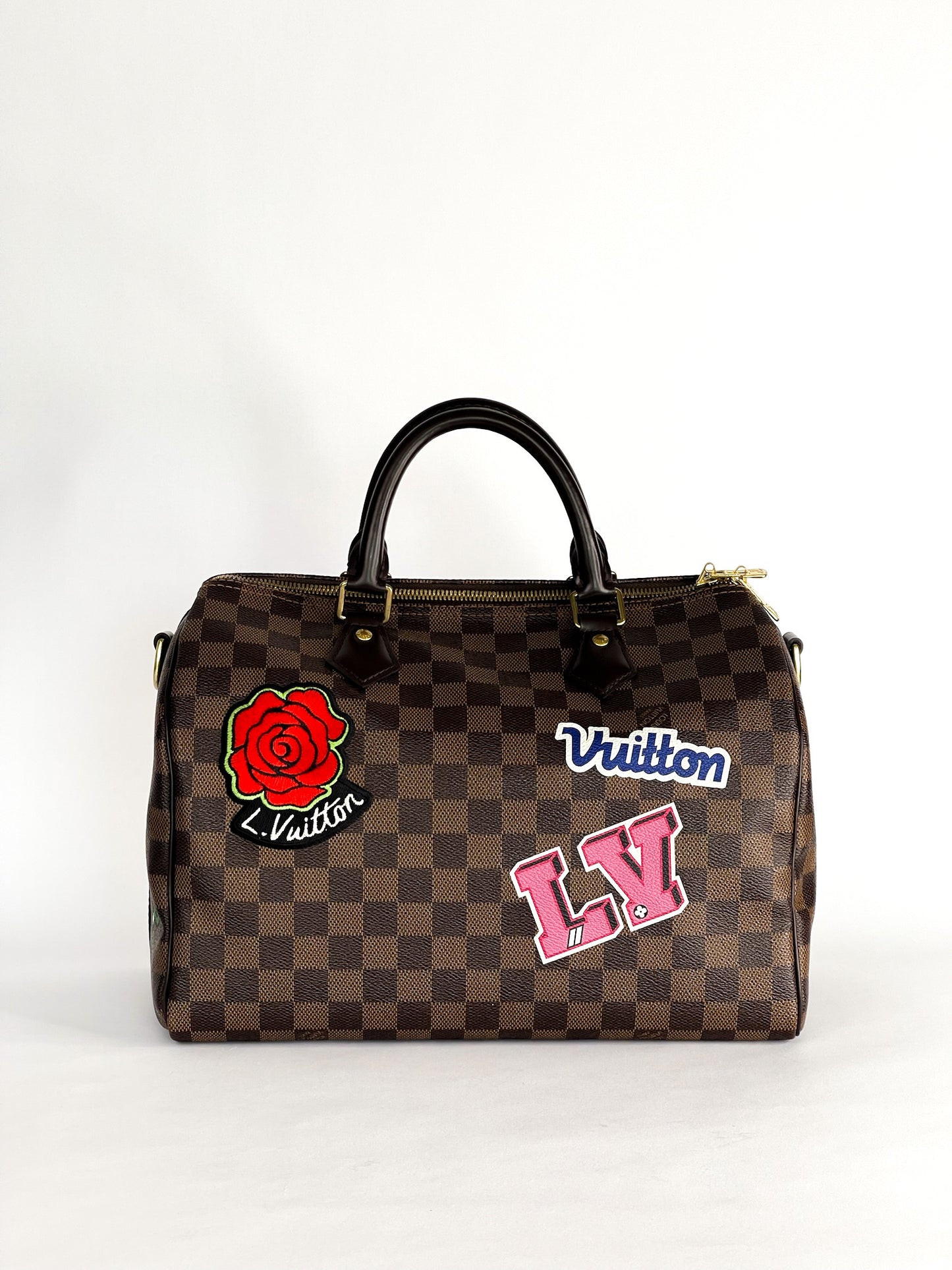 Louis Vuitton World Tour Limited Edition Bandouliere 30