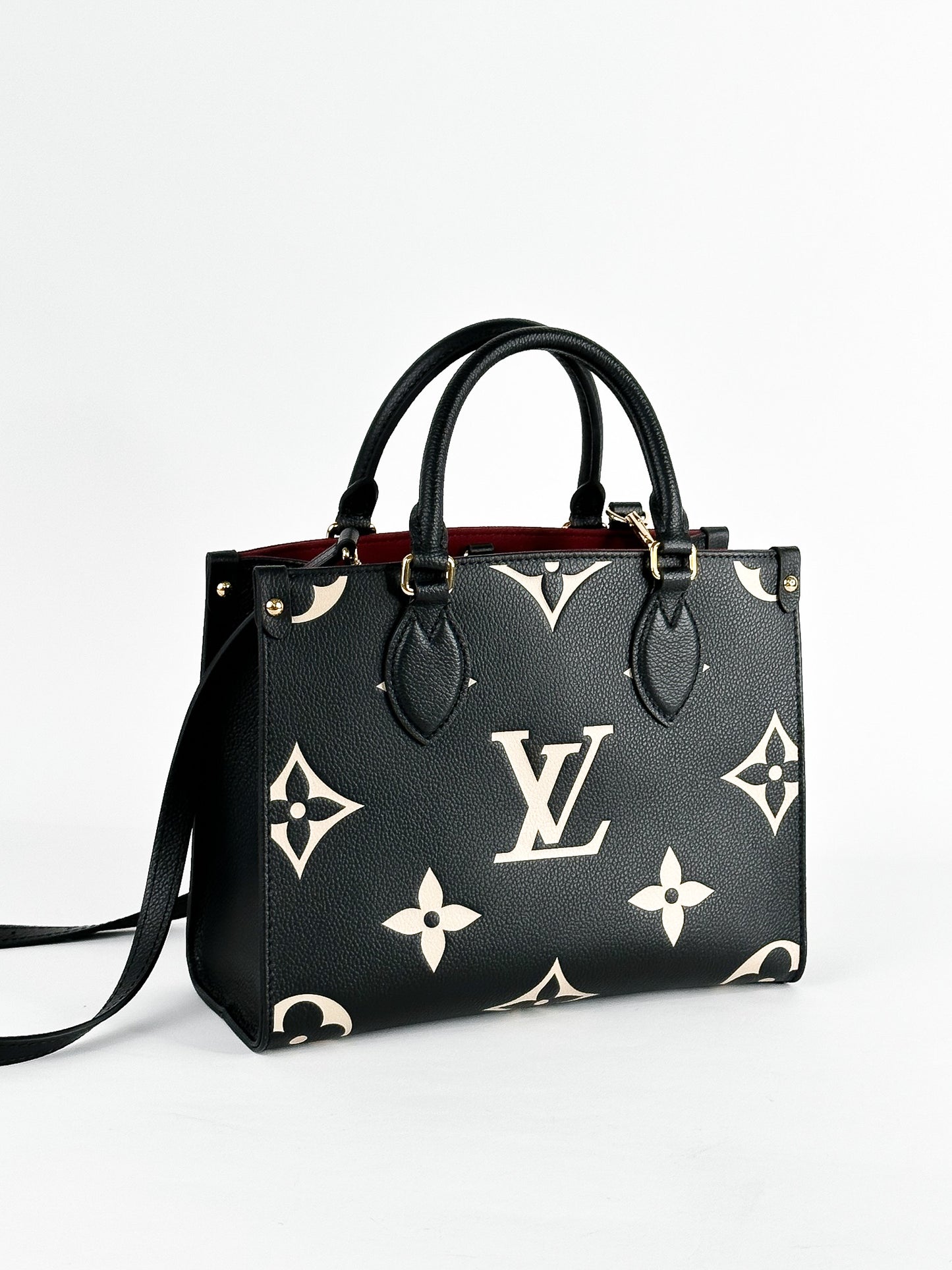 Louis Vuitton OnTheGo PM