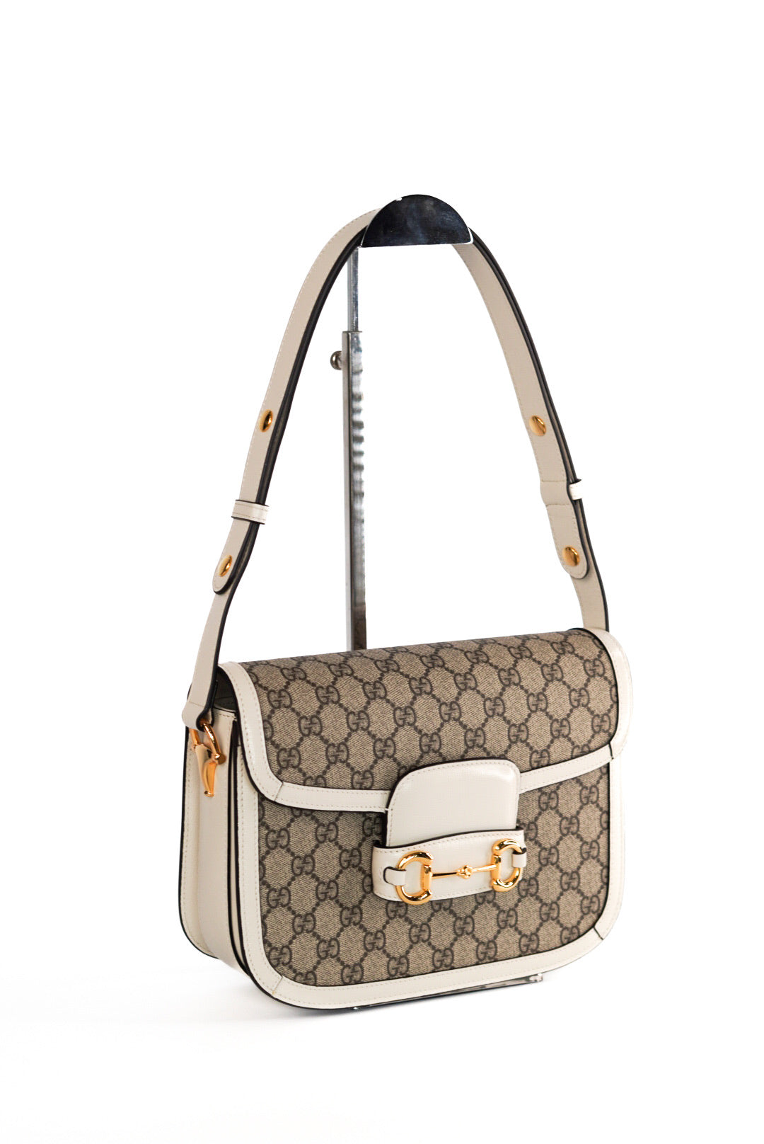 Gucci Beige/Off White GG Supreme Canvas and Leather Medium Horsebit 1955 Shoulder Bag