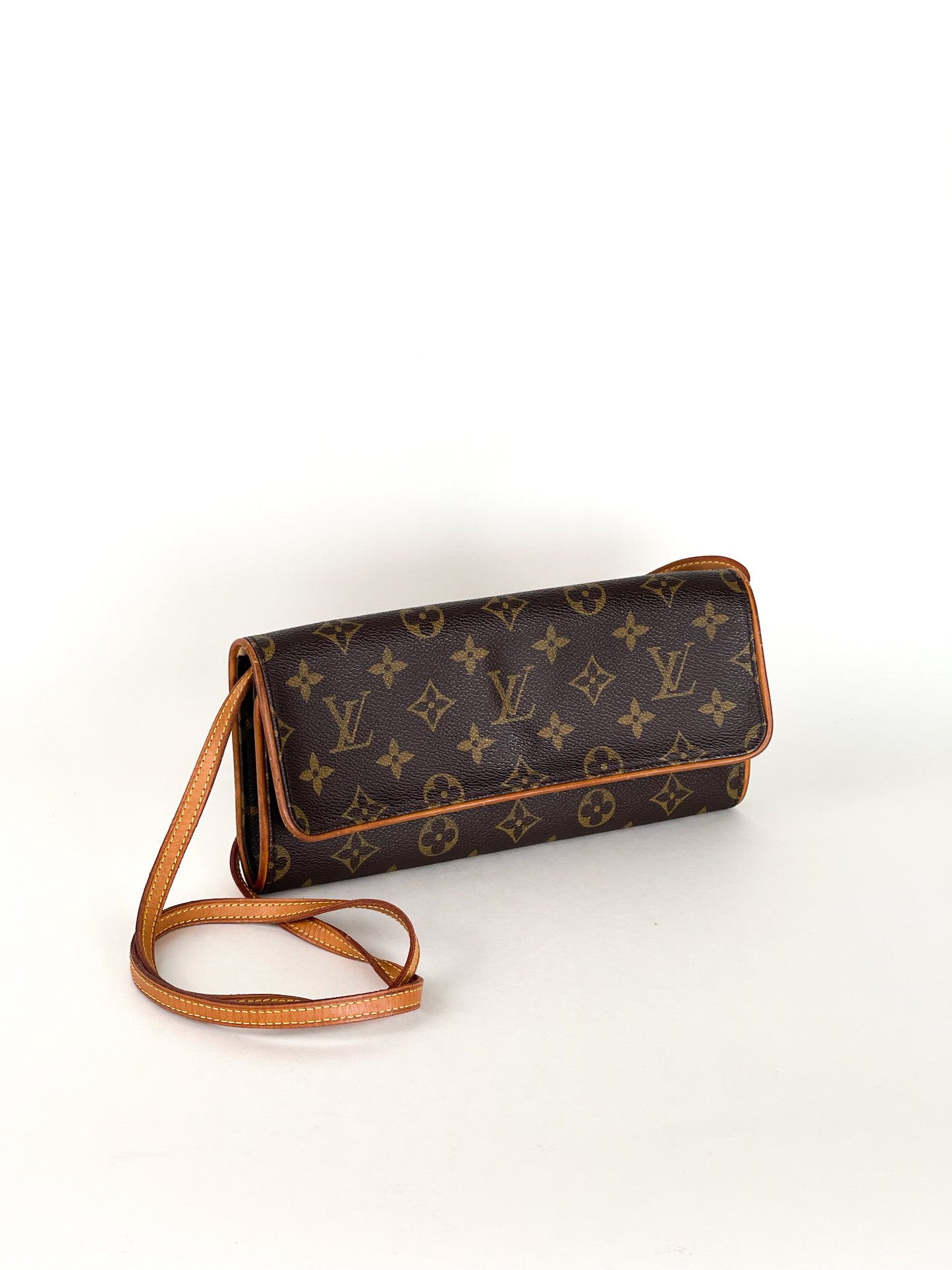 Louis Vuitton Monogram Pochette Twin