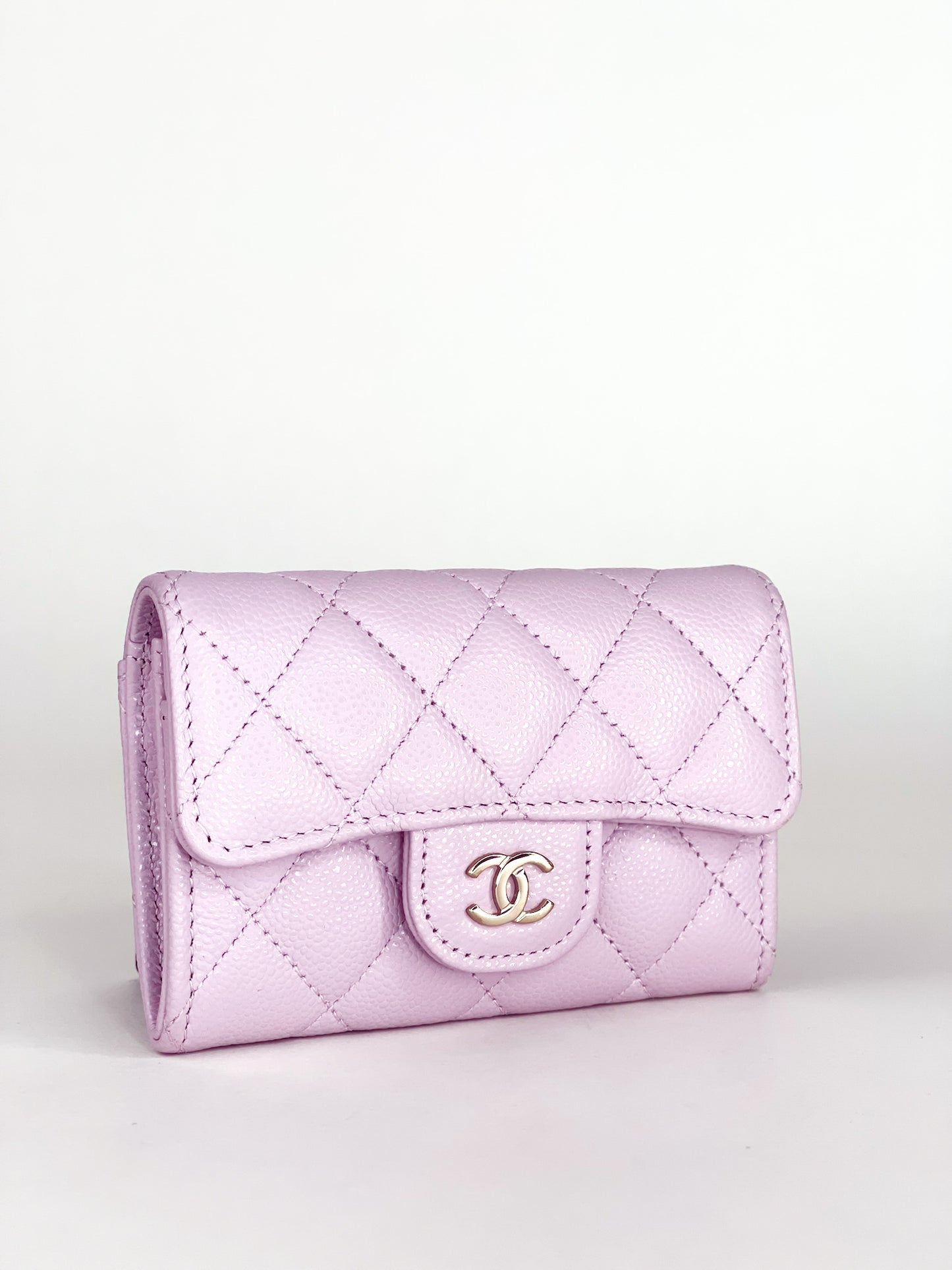 Chanel Caviar Quilted Flap Card Holder in Lilac