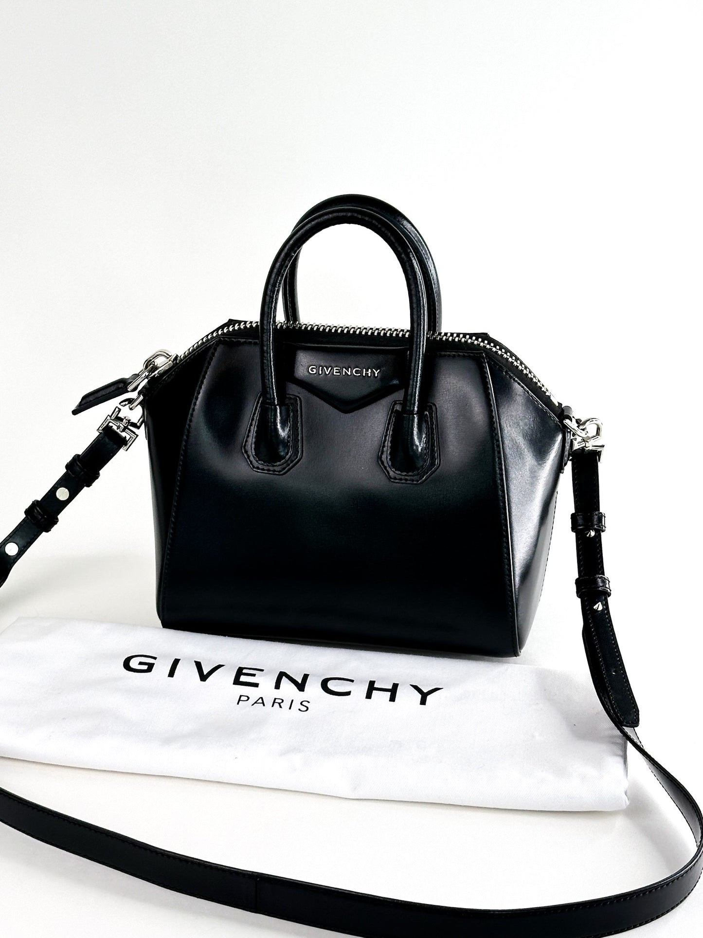 Givenchy Antigona Mini Black