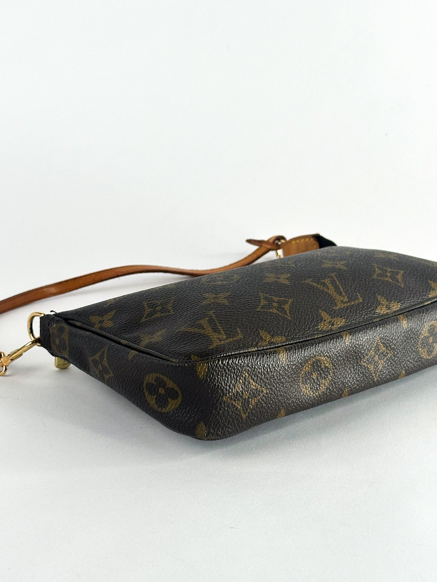 Louis Vuitton Pochette Accessoires