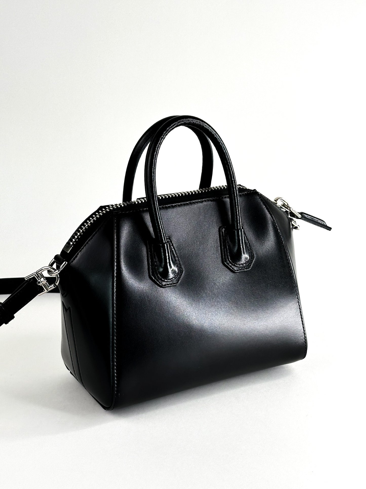 Givenchy Antigona Mini Black