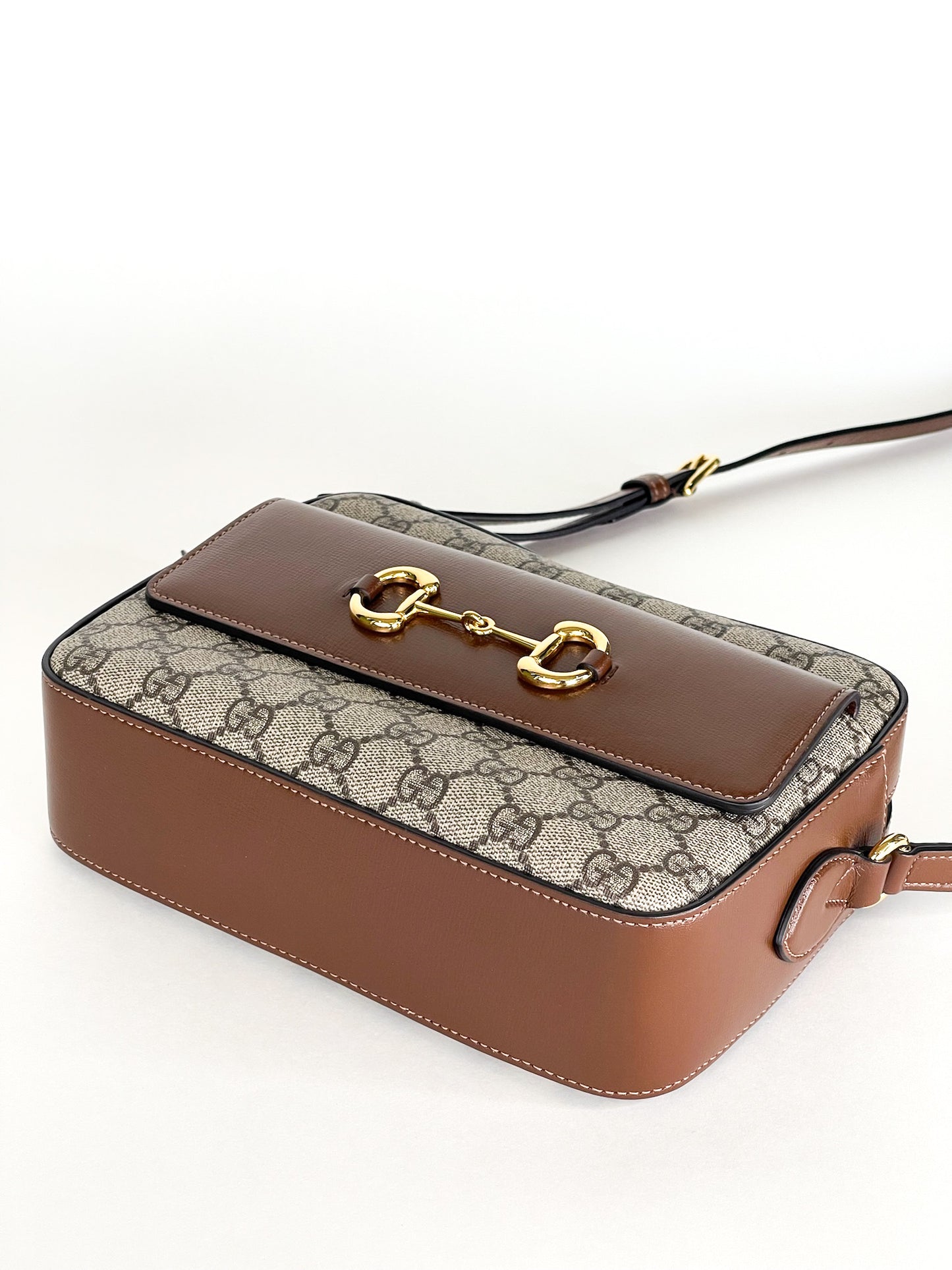 Gucci Small Horsebit Beige/Brown GG Supreme Canvas and Leather Shoulder Bag