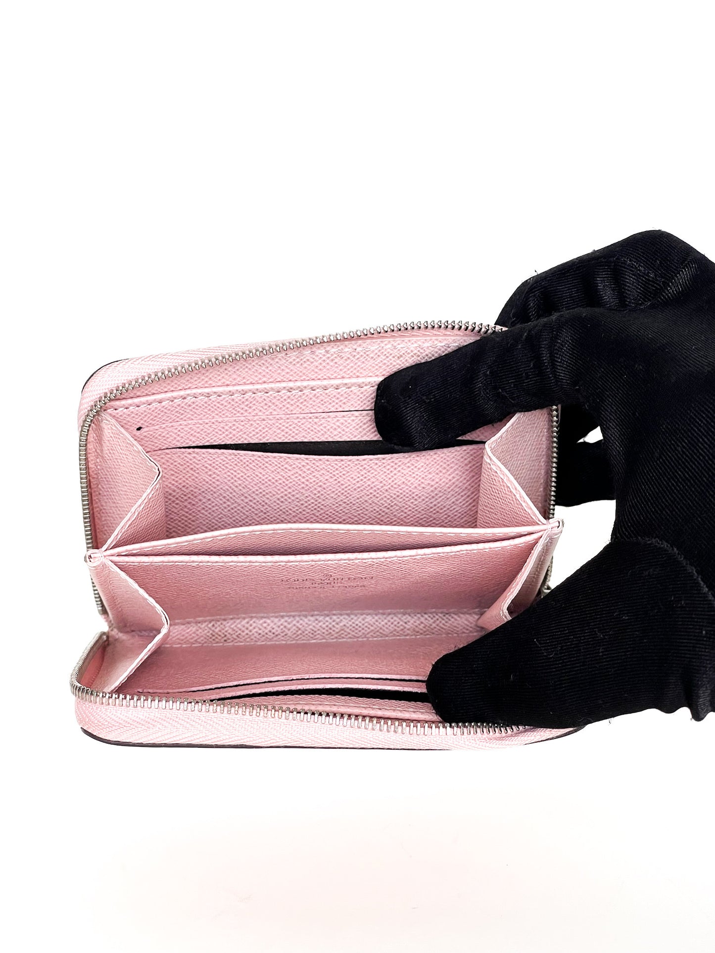 Louis Vuitton Rose Nacre Epi Leather Zippy Compact Wallet