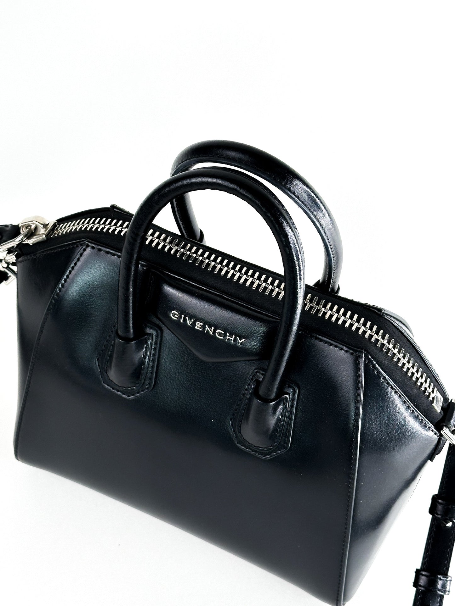 Givenchy Antigona Mini Black