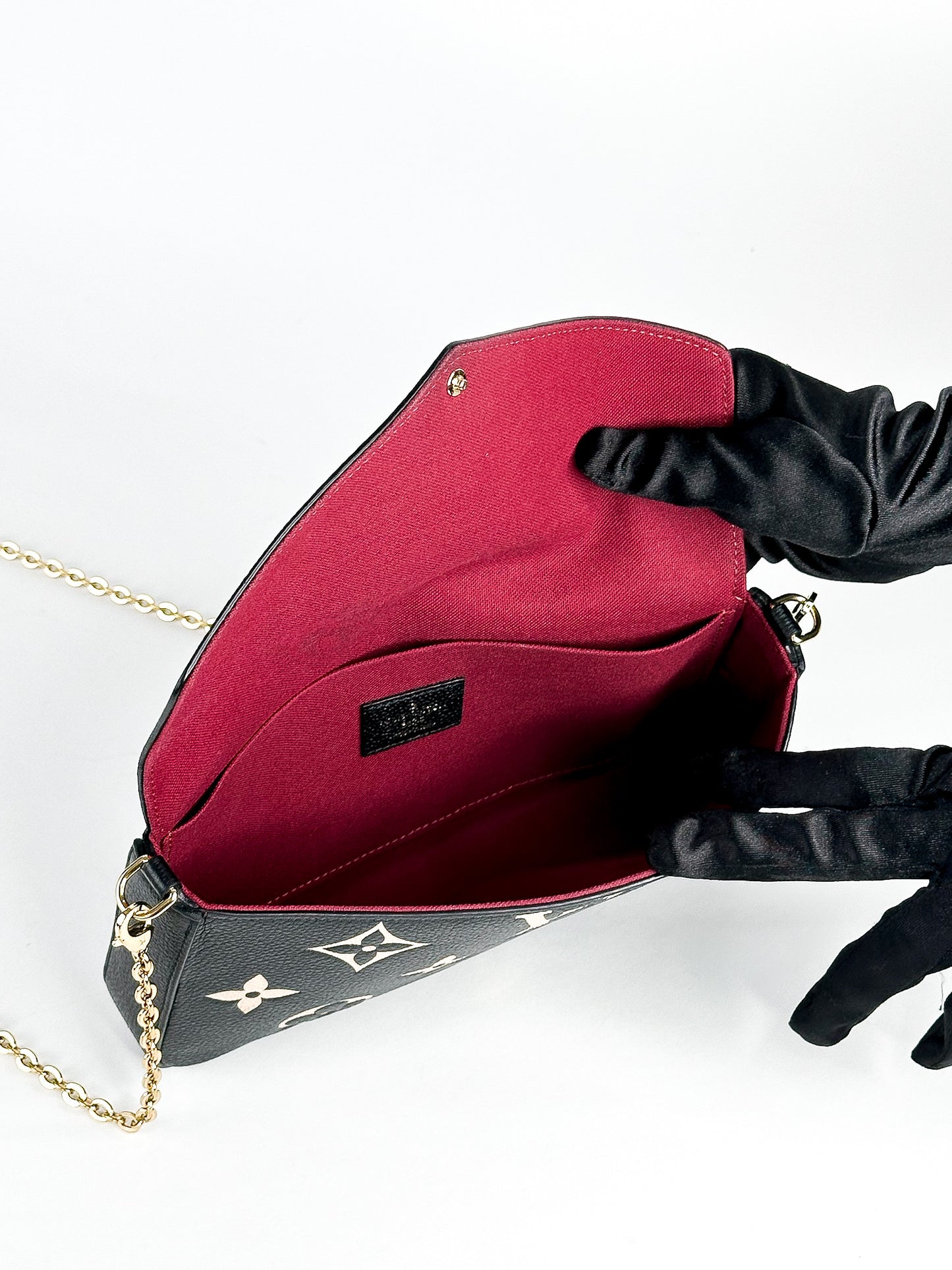 Louis Vuitton Felicie Pochette Empreinte Leather