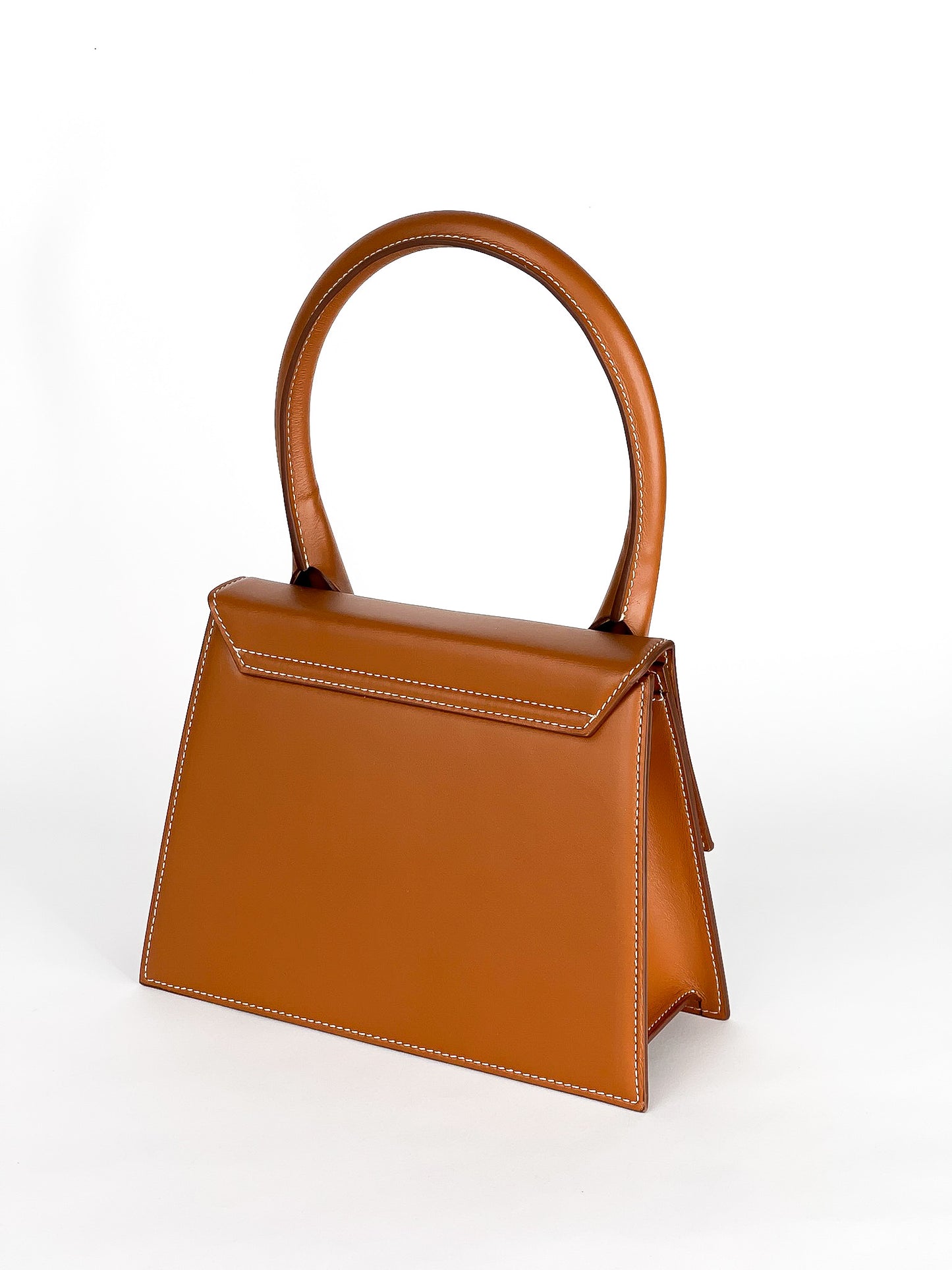 Jacquemus Le Grand Chiquito
Leather Bag
