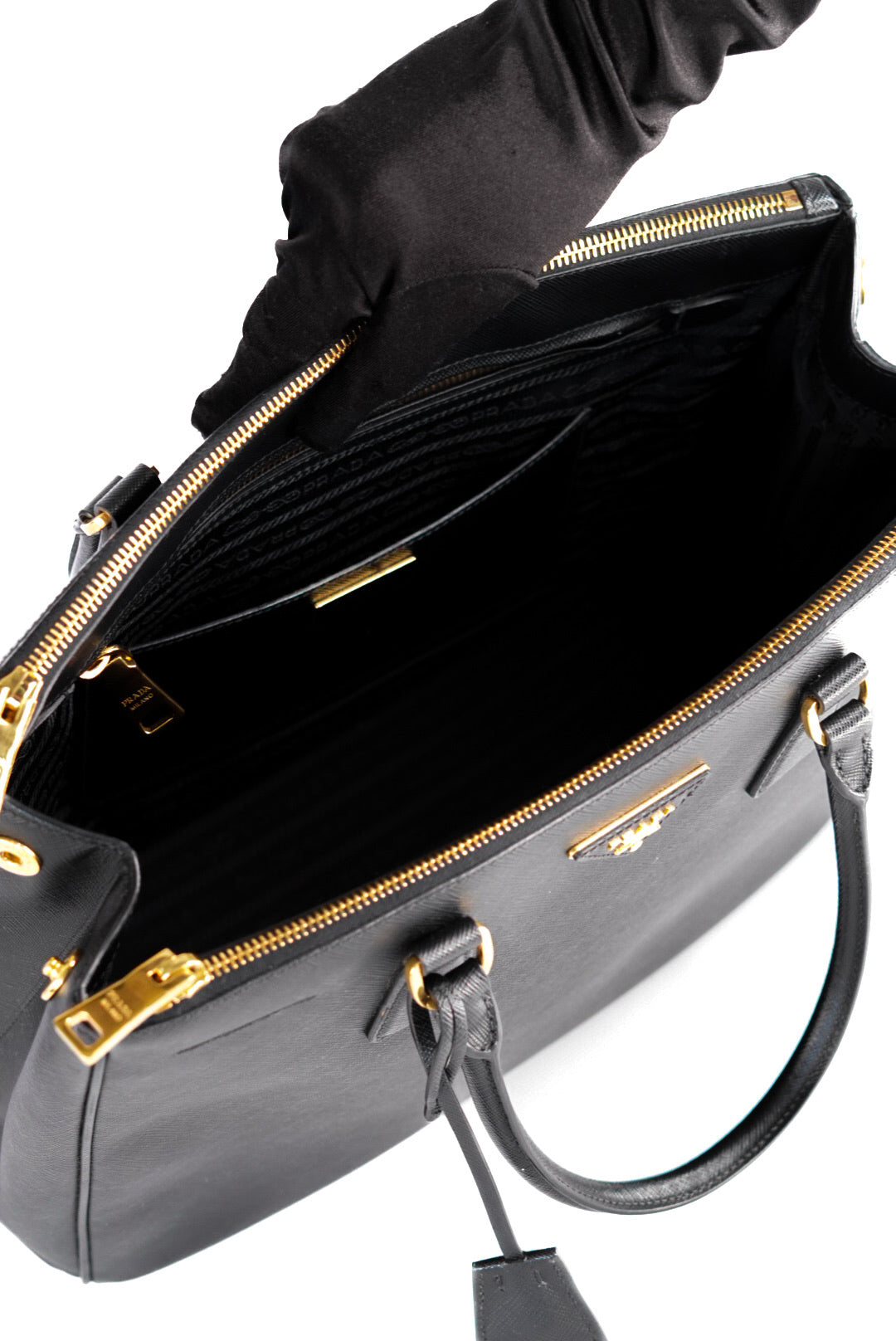 Prada Saffiano Medium Galleria Double Zip Tote Black