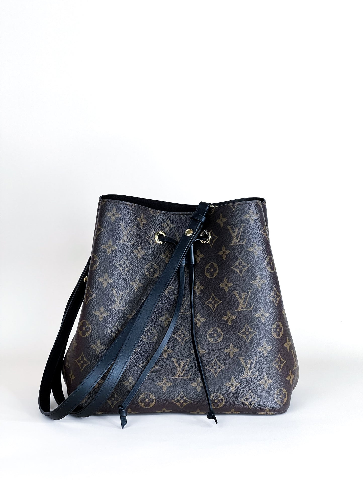 Louis Vuitton Monogram Noenoe MM