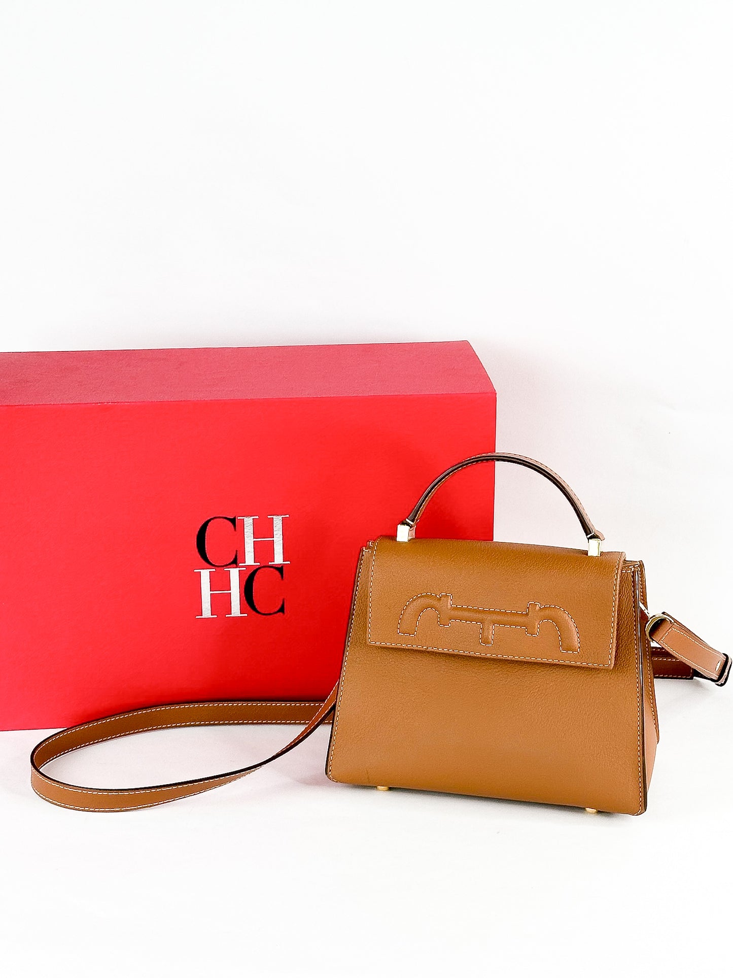Carolina Herrera Doma Insignia Satchel Small in Cognac