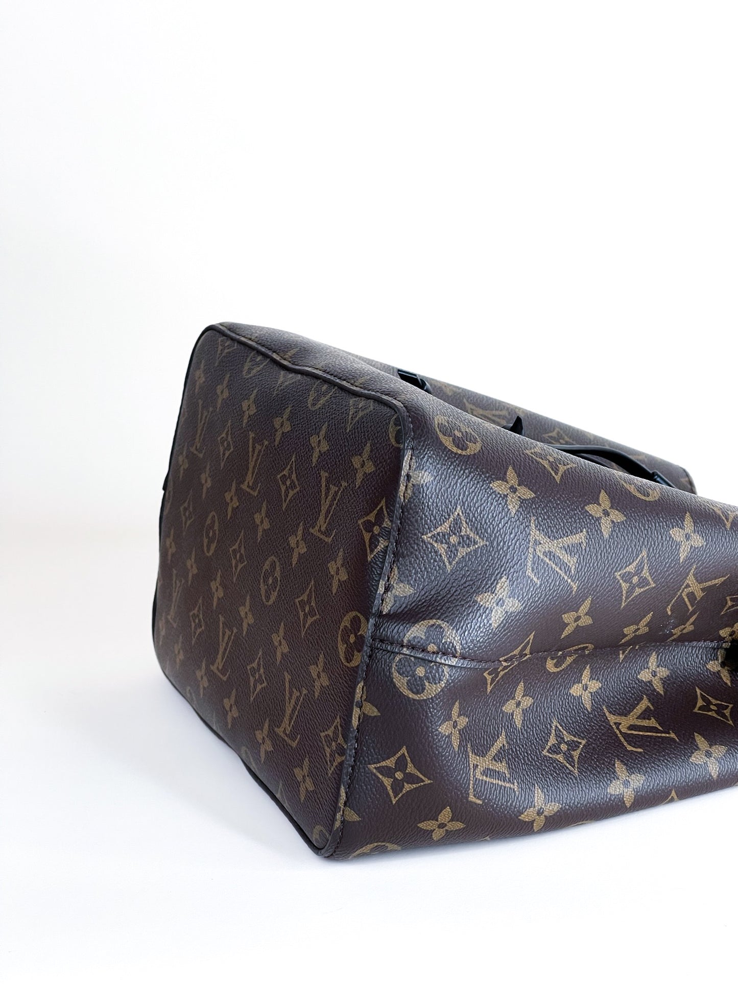 Louis Vuitton Monogram Noenoe MM
