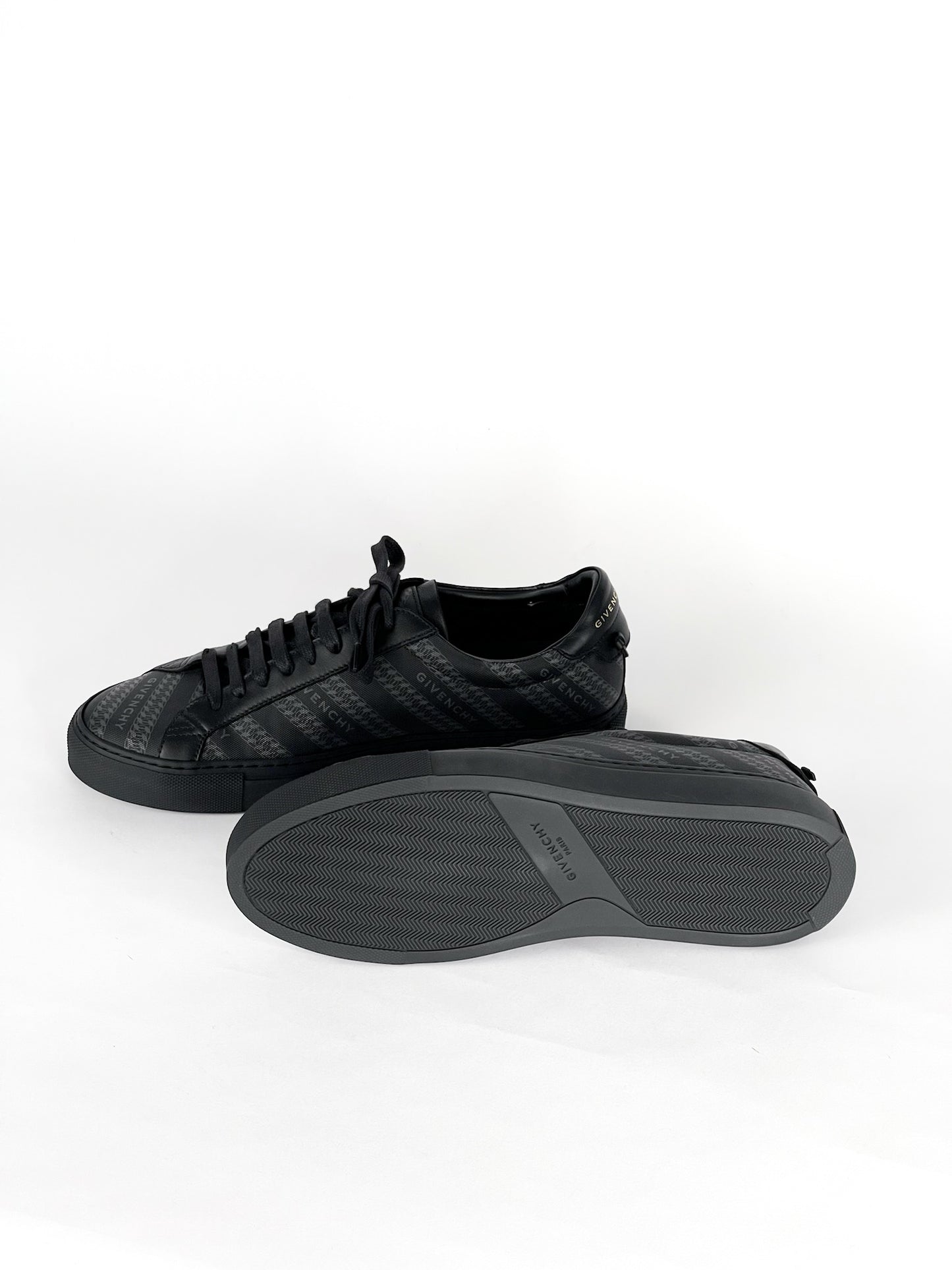 Givenchy Urban Street Sneakers Size 39
