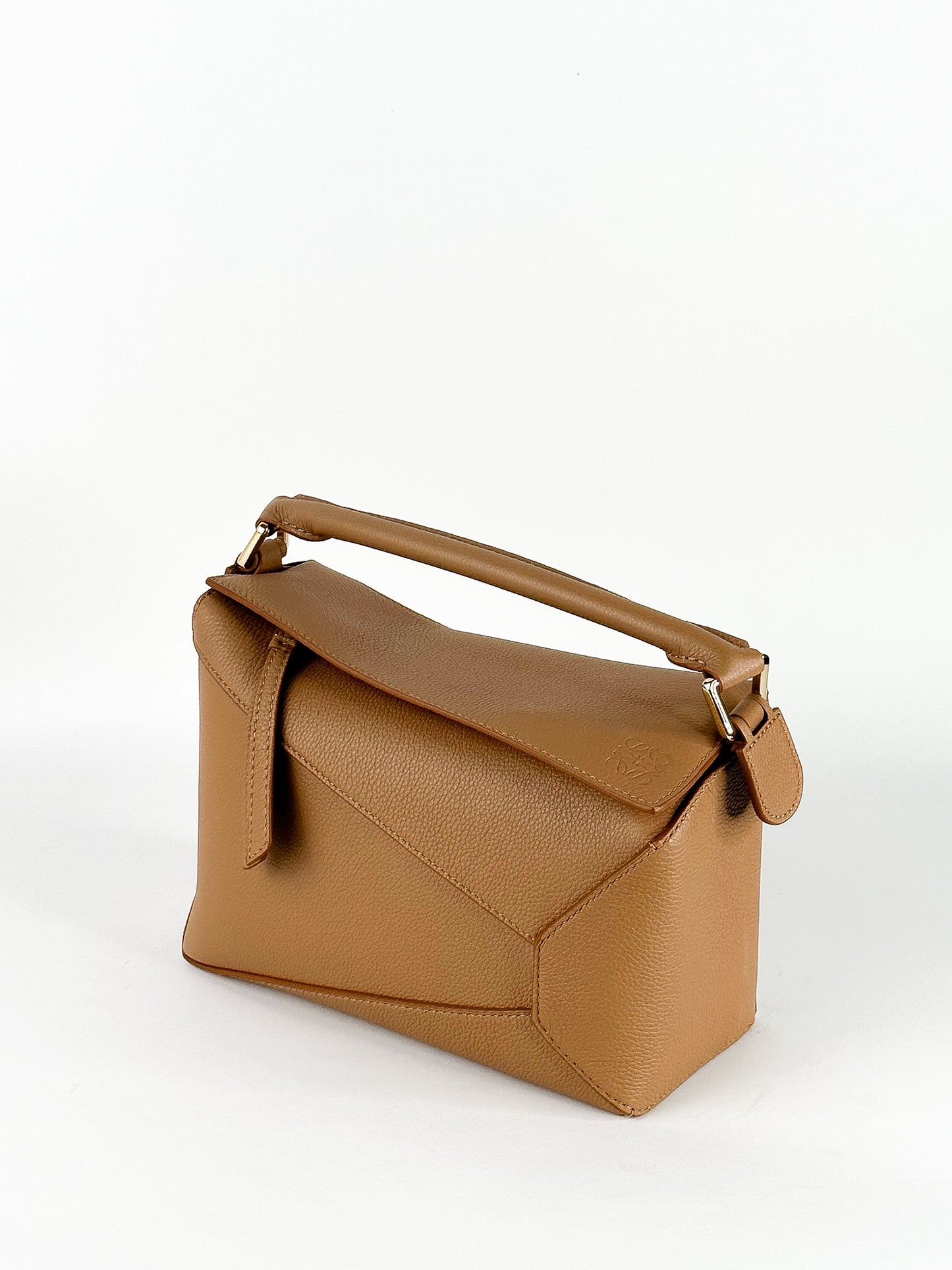 Loewe Puzzle Edge Small Leather Handbag in Toffee