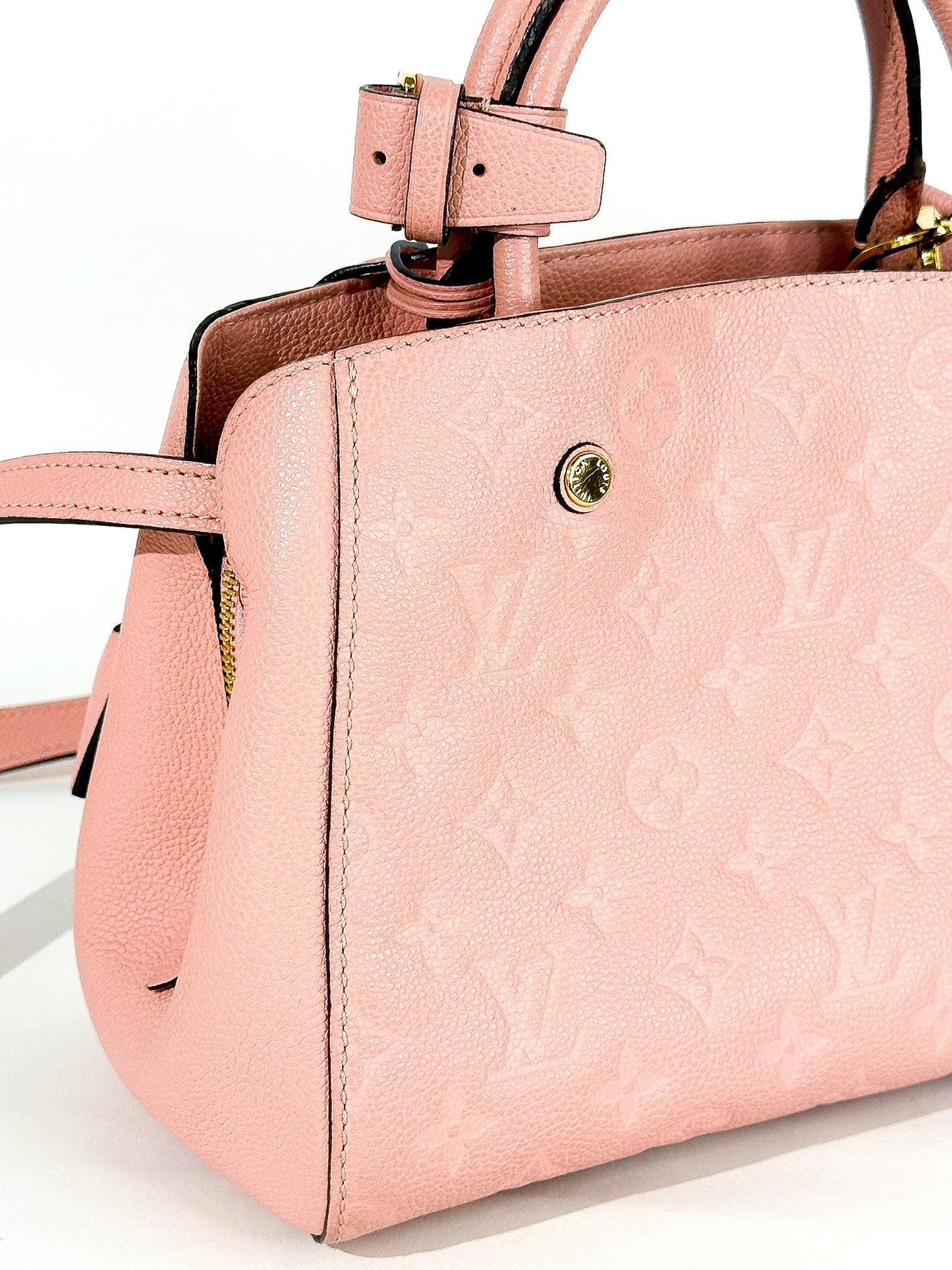 Louis Vuitton Monogram Empreinte
Montaigne BB Handbag