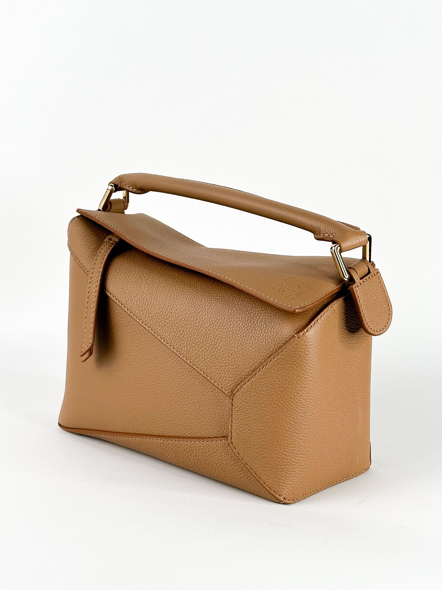 Loewe Puzzle Edge Small Leather Handbag in Toffee