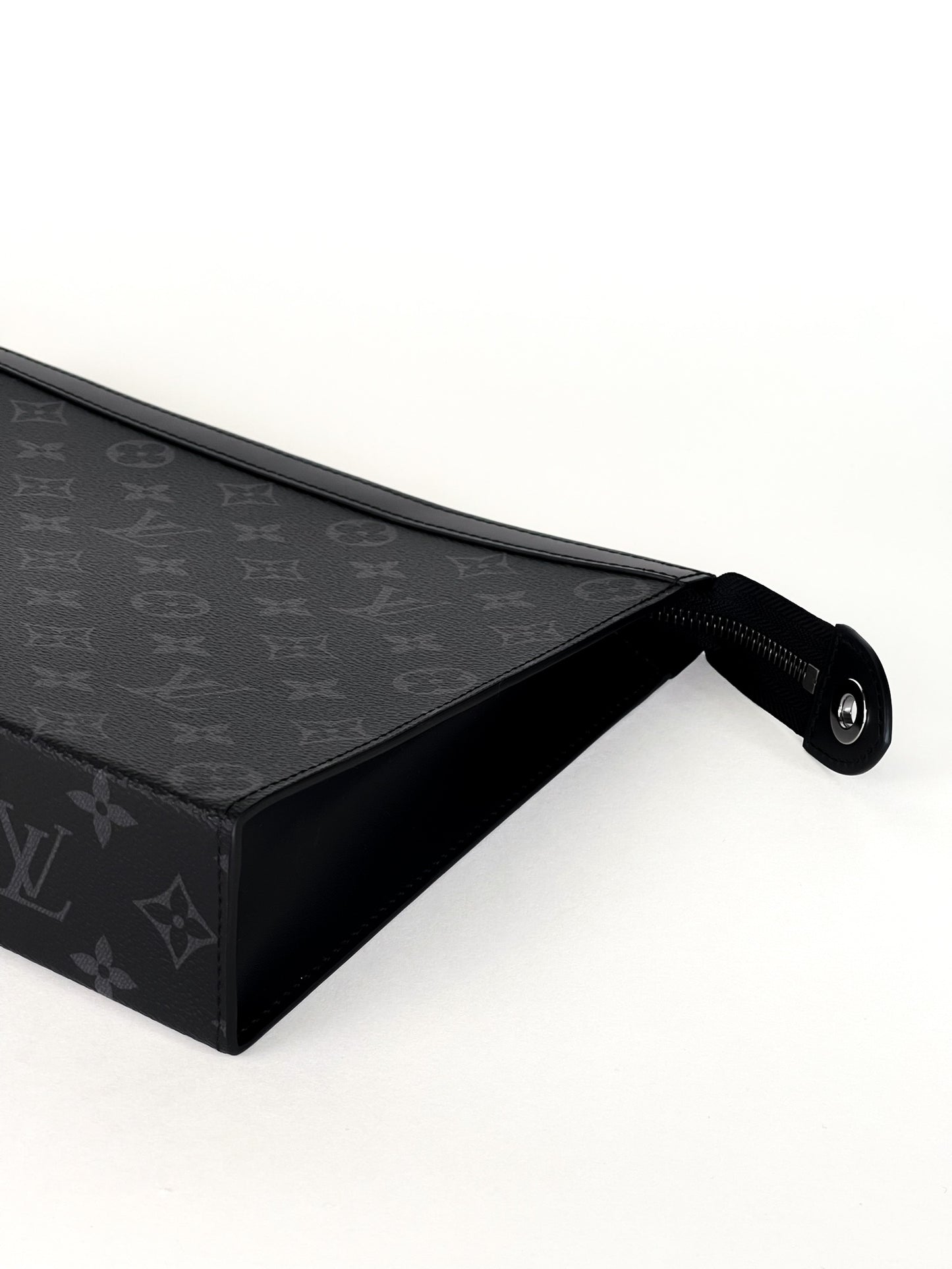 Louis Vuitton Pochette Voyage Monogram Eclipse