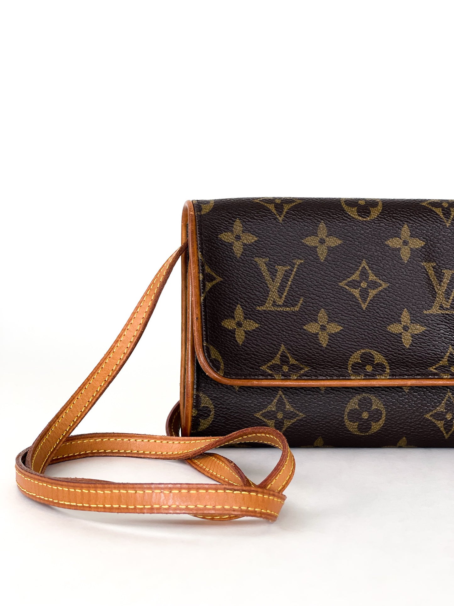 Louis Vuitton Monogram Pochette Twin