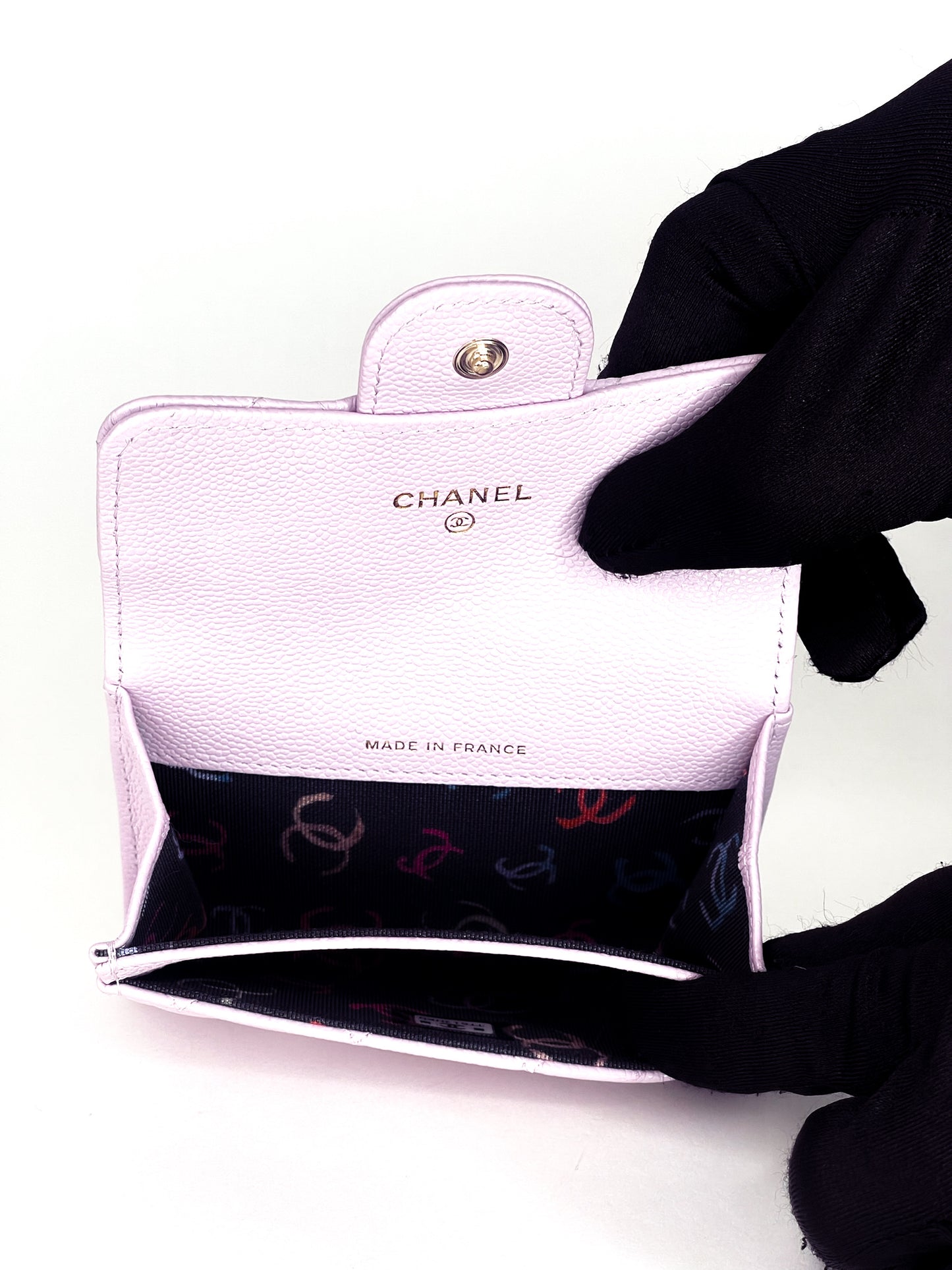 Chanel Caviar Quilted Flap Card Holder in Lilac