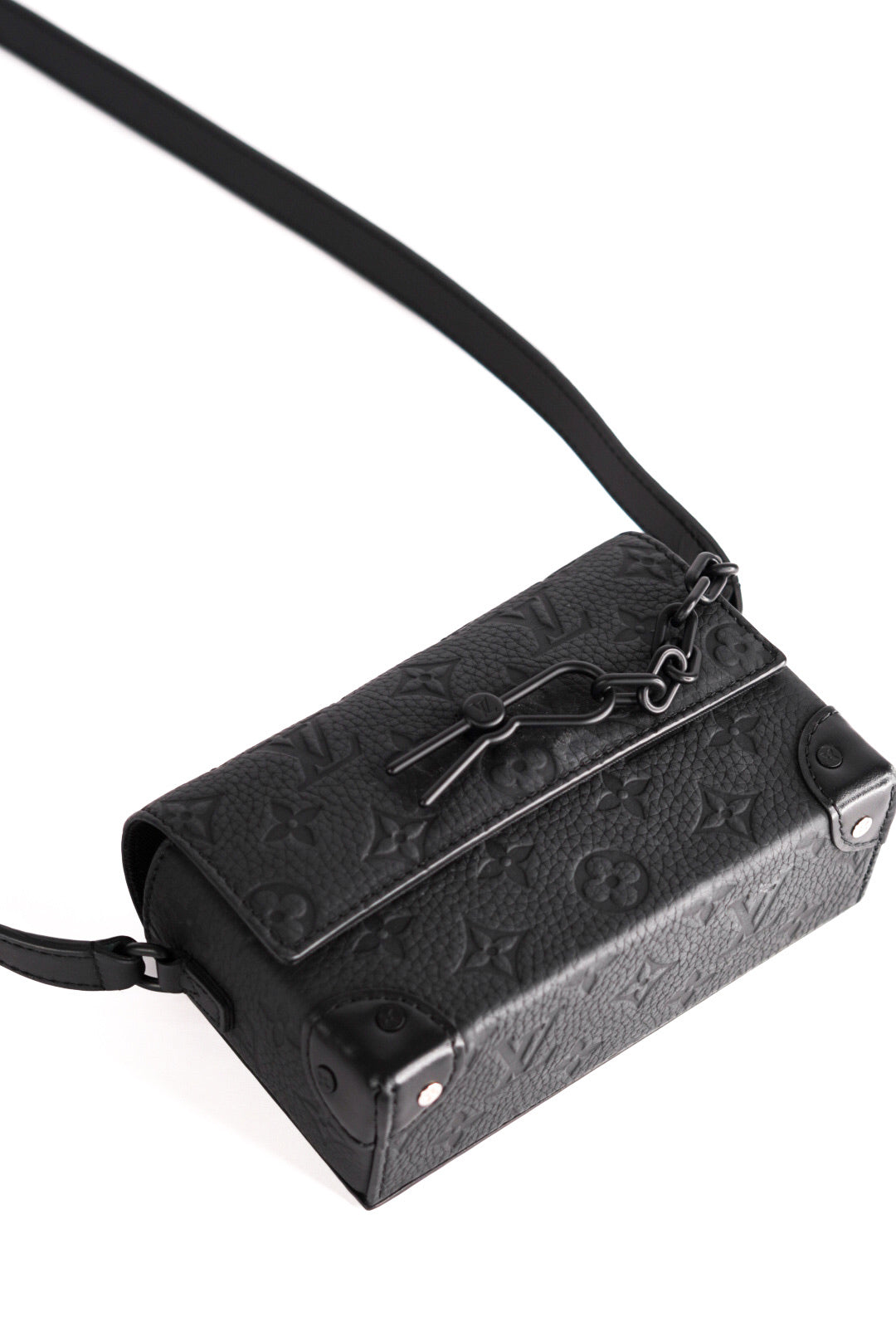 Louis Vuitton Steamer Wearable Wallet