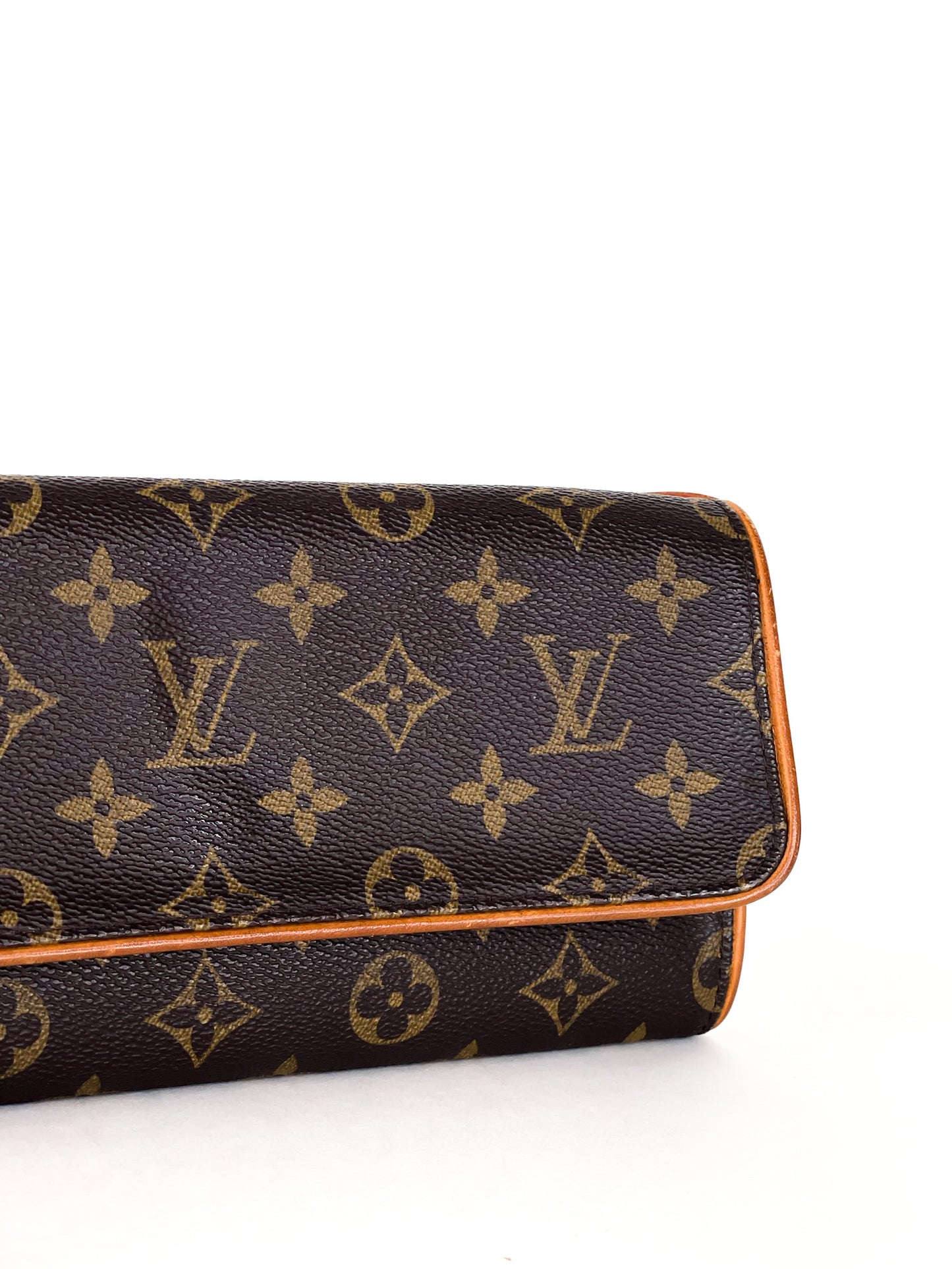 Louis Vuitton Monogram Pochette Twin