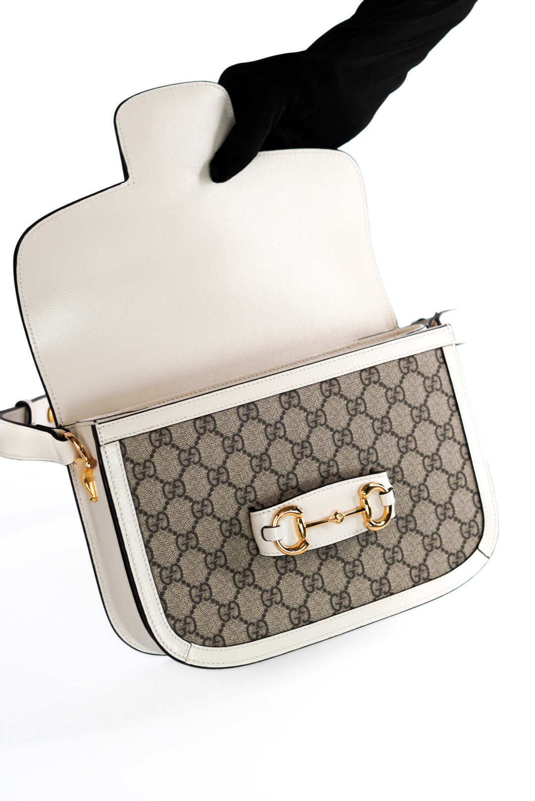 Gucci Beige/Off White GG Supreme Canvas and Leather Medium Horsebit 1955 Shoulder Bag