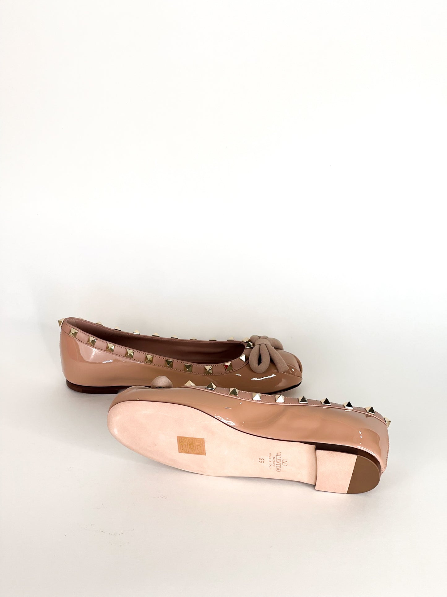 Valentino Garavani Rockstud Patent