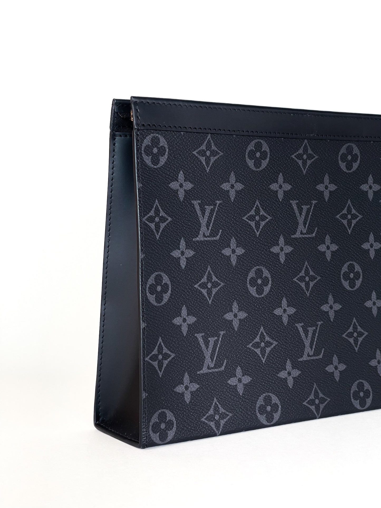 Louis Vuitton Pochette Voyage Monogram Eclipse