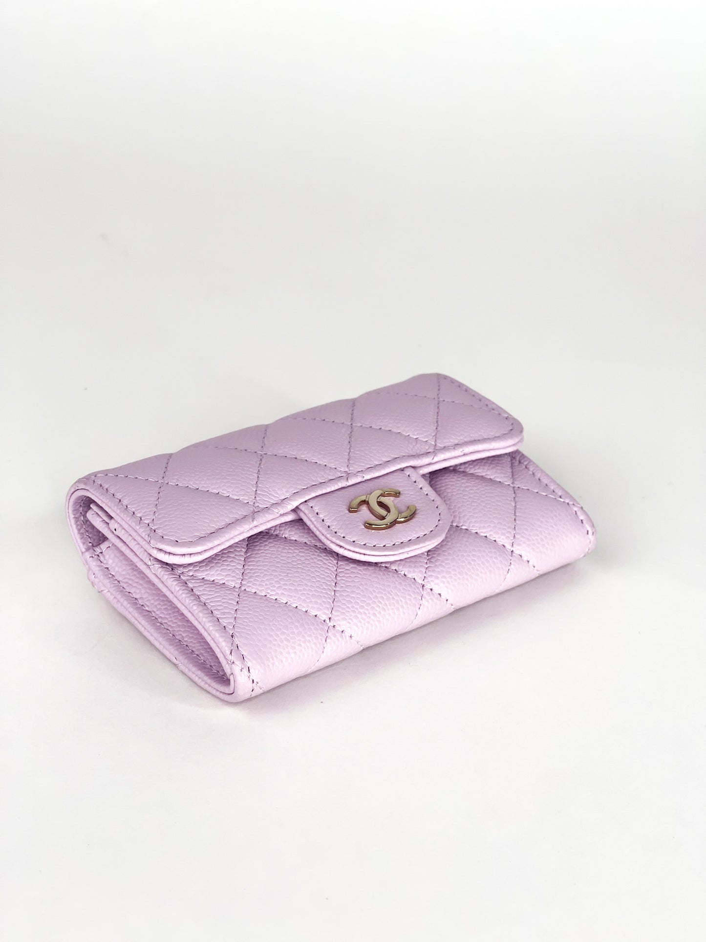 Chanel Caviar Quilted Flap Card Holder in Lilac
