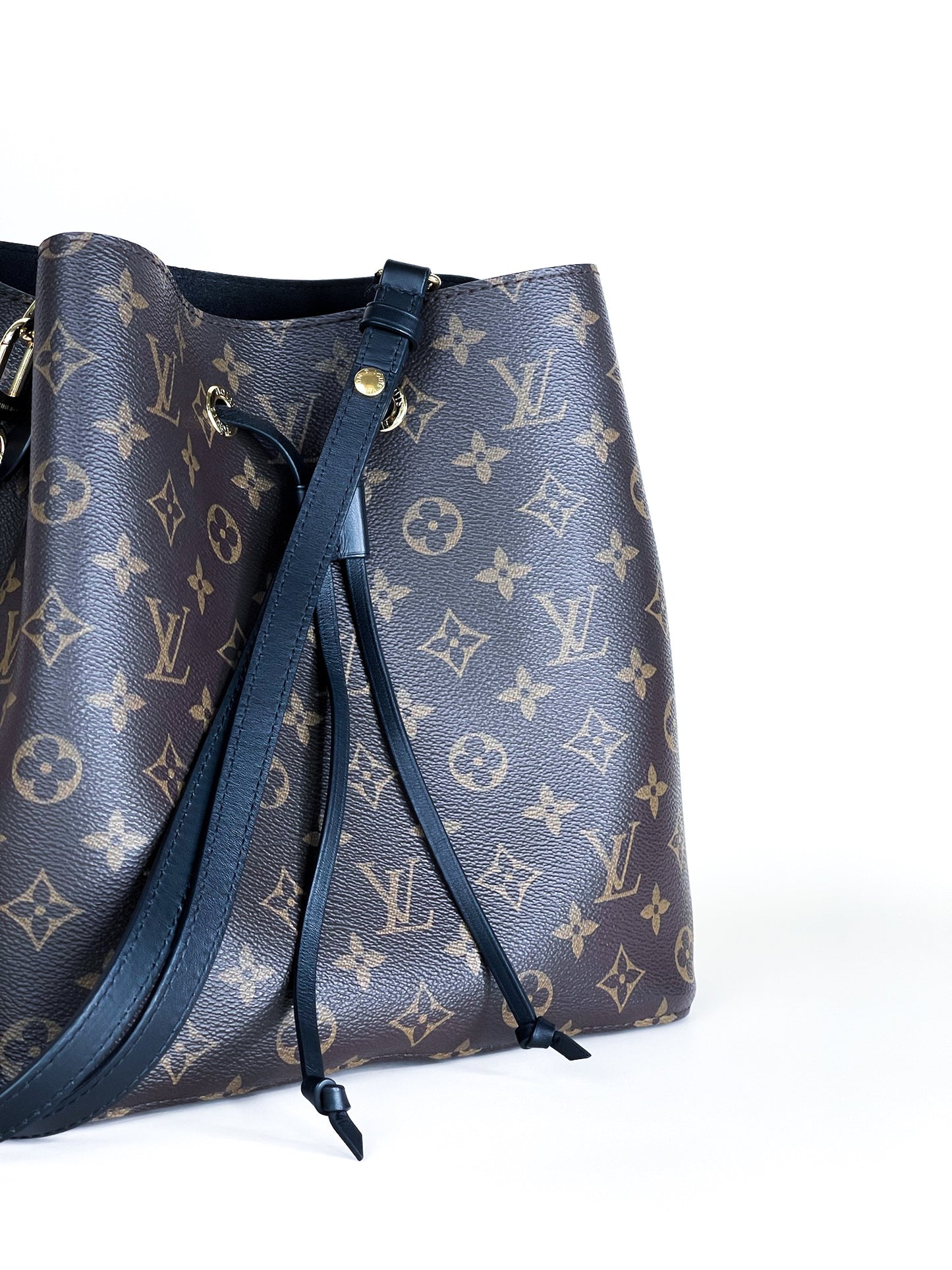 Louis Vuitton Monogram Noenoe MM