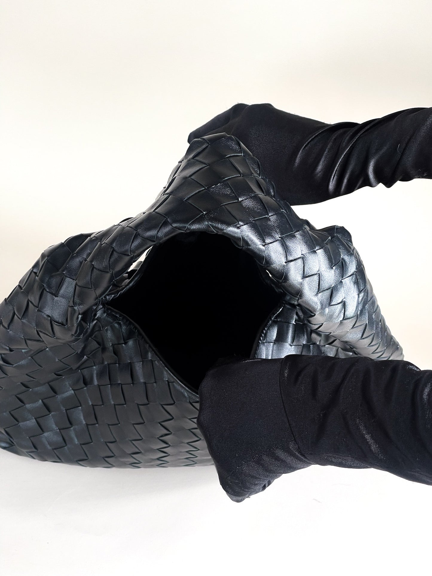 Bottega Veneta Hop Bag Small