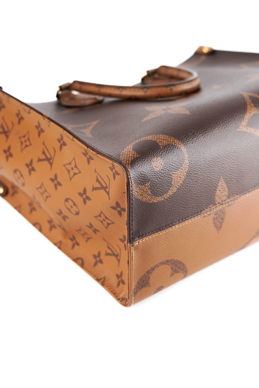Louis Vuitton Reverse Monogram Giant Onthego MM