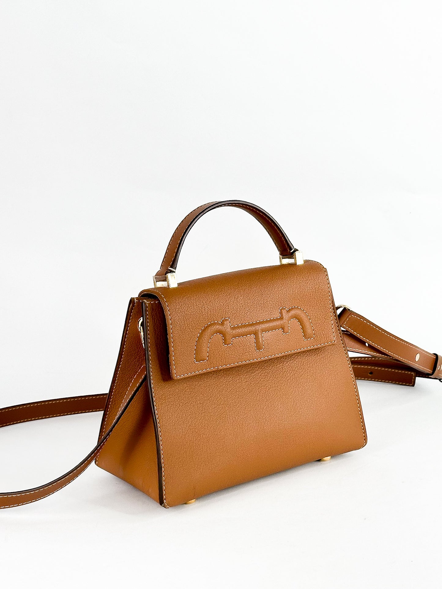 Carolina Herrera Doma Insignia Satchel Small in Cognac