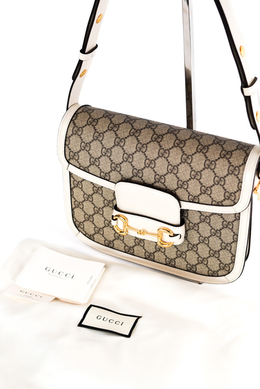 Gucci Beige/Off White GG Supreme Canvas and Leather Medium Horsebit 1955 Shoulder Bag