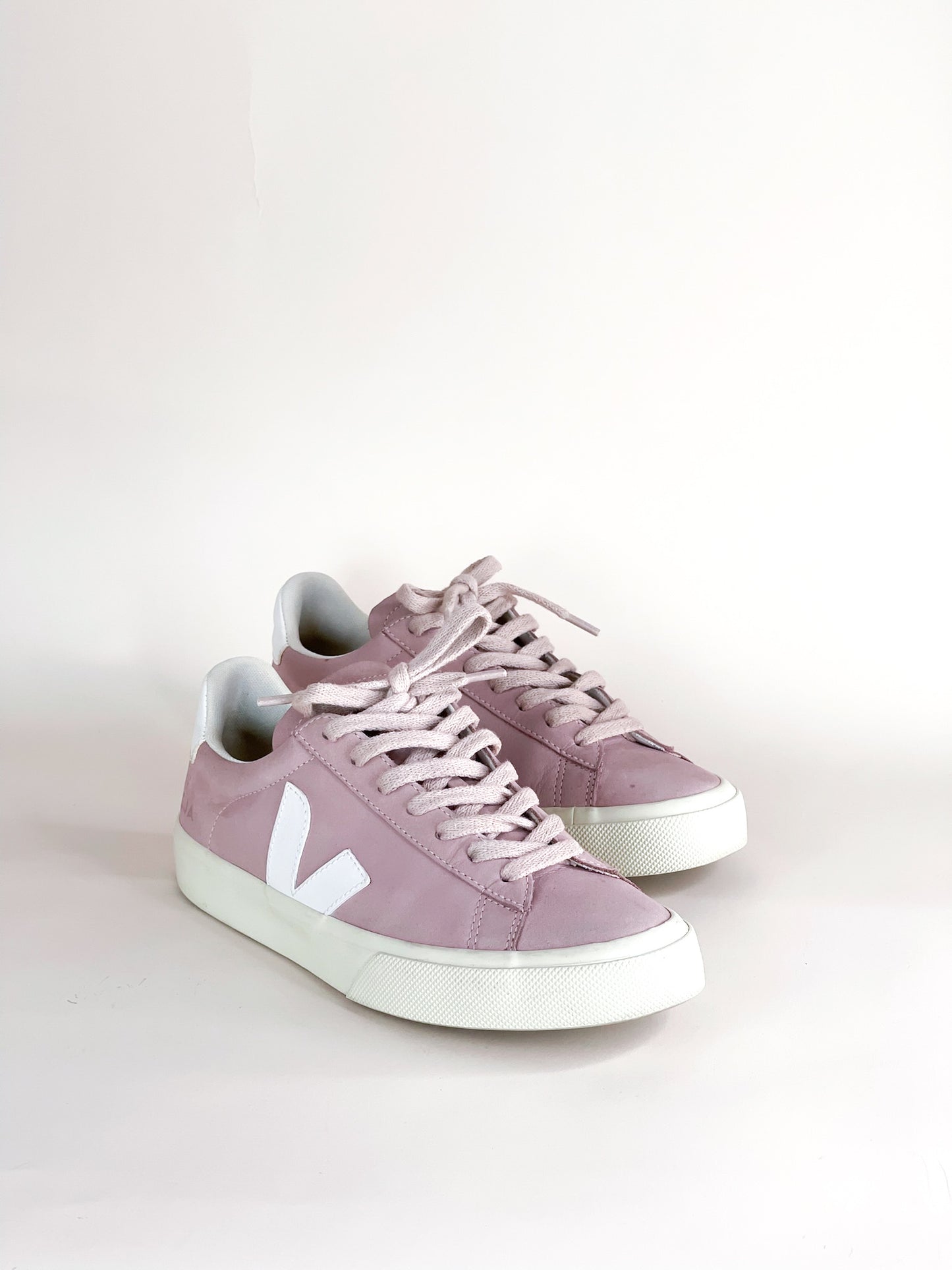 Veja Sneakers Size 38