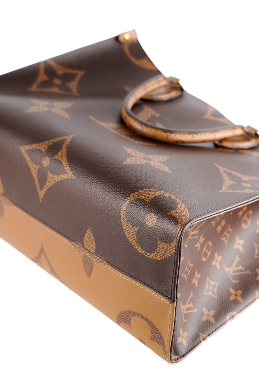 Louis Vuitton Reverse Monogram Giant Onthego MM