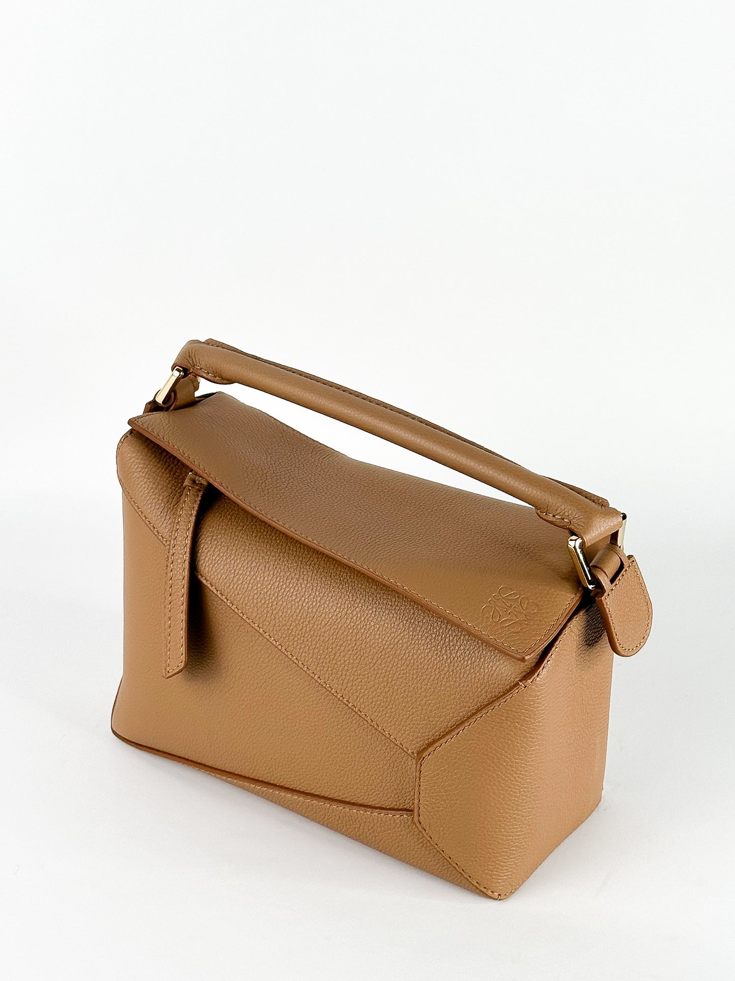 Loewe Puzzle Edge Small Leather Handbag in Toffee