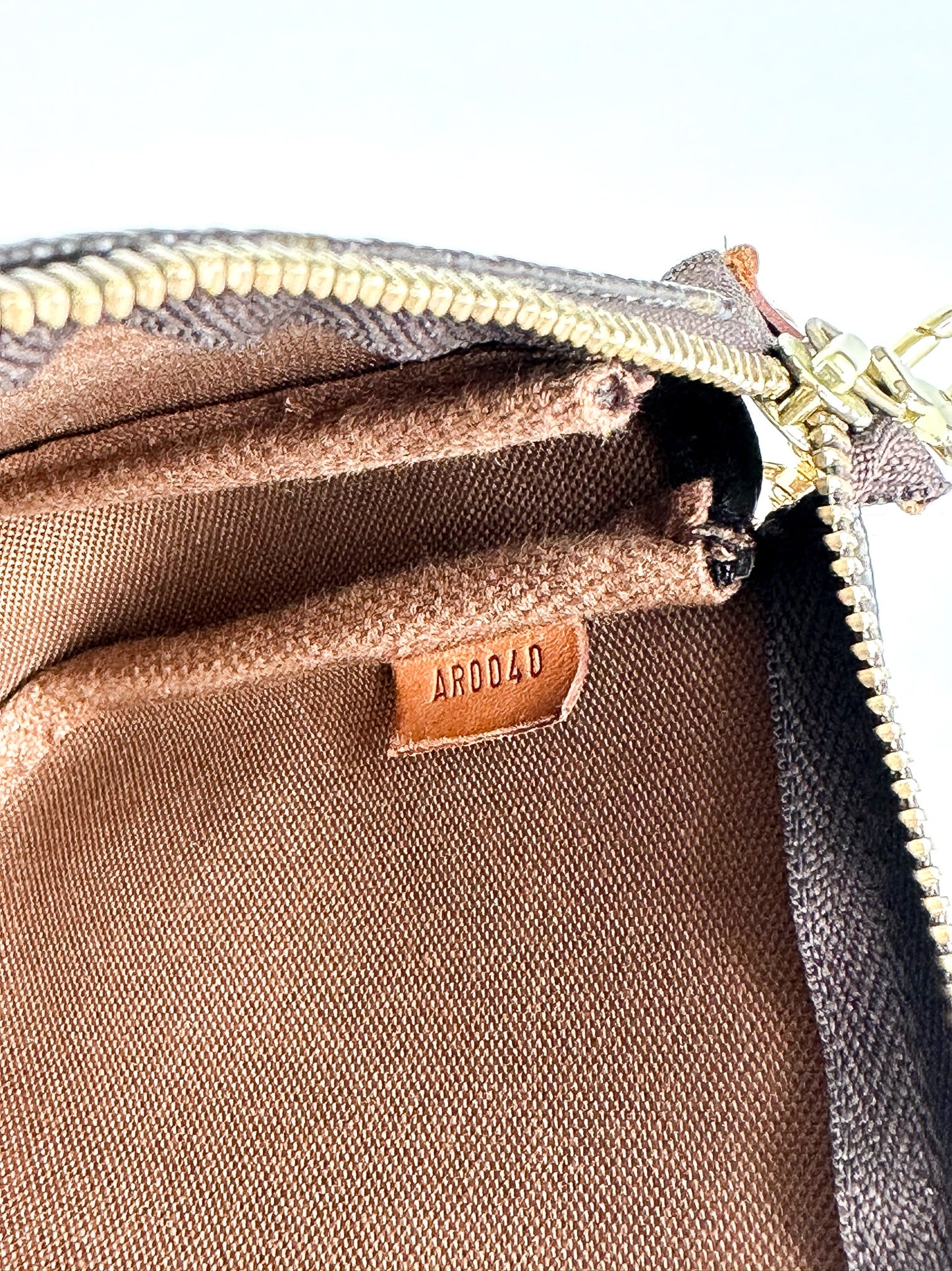 Louis Vuitton Pochette Accessoires