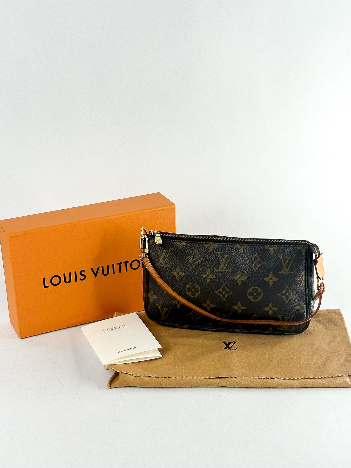 Louis Vuitton Pochette Accessoires