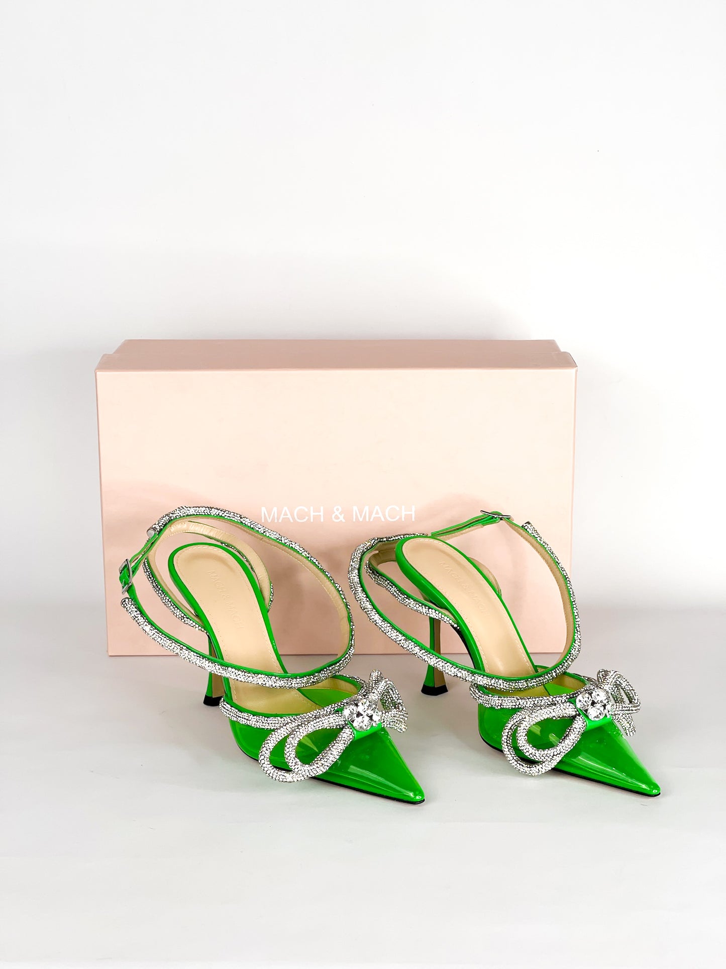 Mach & Mach Double Bow Pumps Size 37