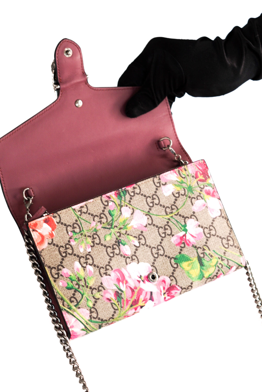 Gucci Multicolor GG Supreme Canvas and Leather Blooms Dionysus Wallet On Chain
Limited Edition