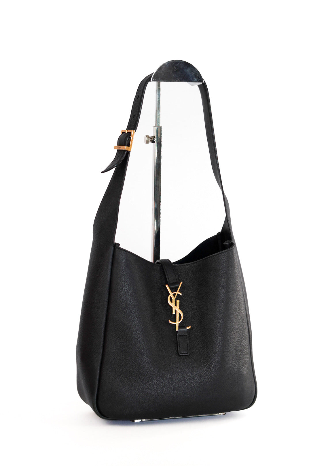 Saint Laurent Small Le 5 À 7 Supple in Grained Leather
