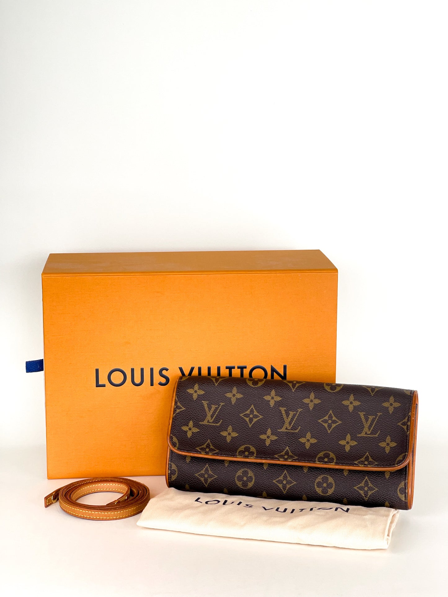 Louis Vuitton Monogram Pochette Twin