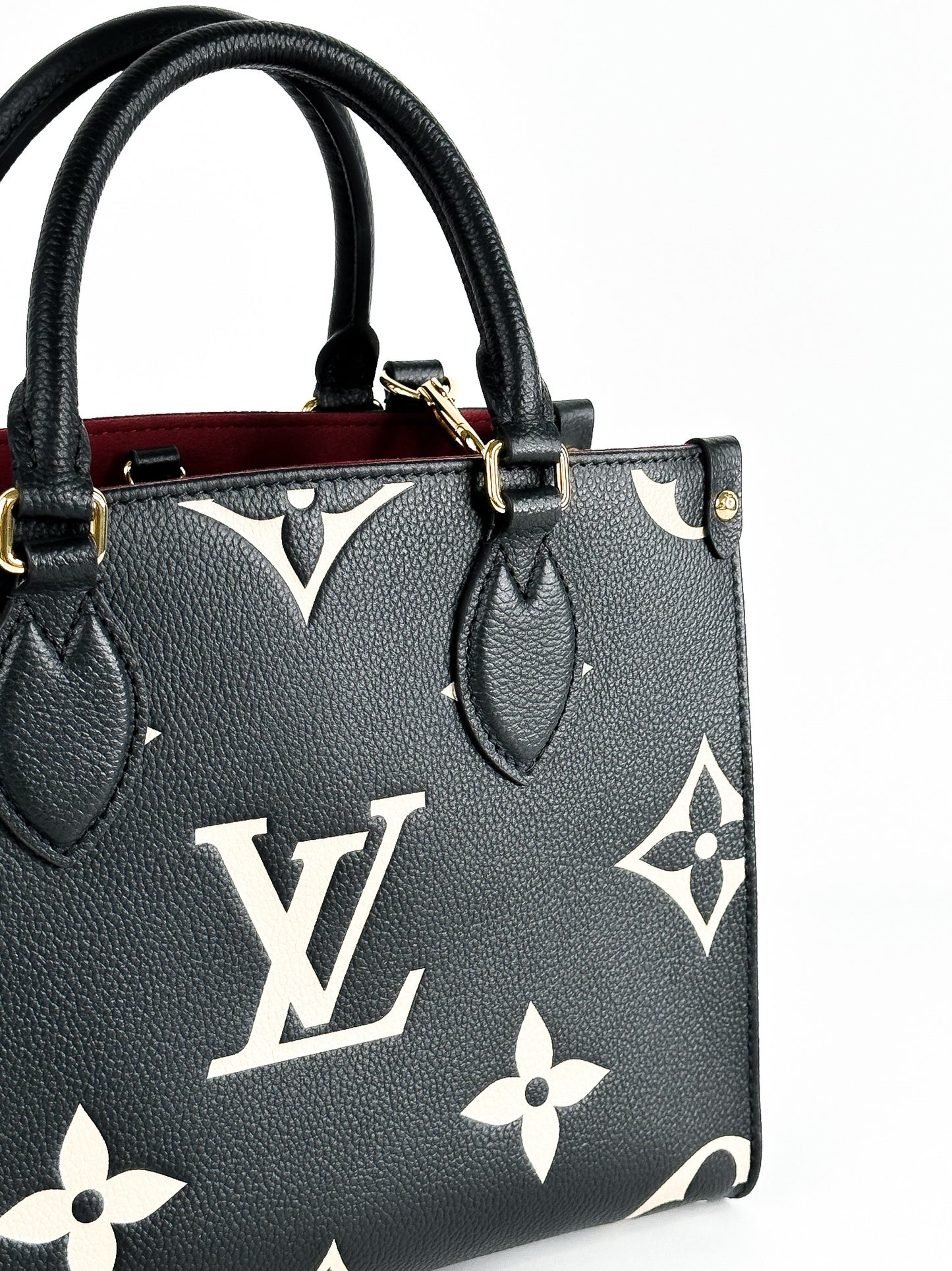 Louis Vuitton OnTheGo PM