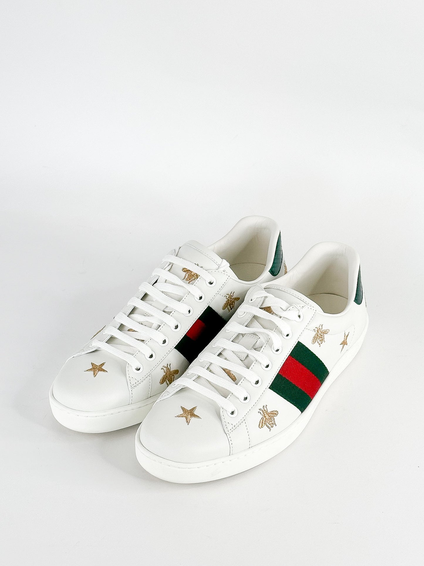 Gucci White Bee & Star New Ace Sneakers
Size Mens 8.5 / Womens 10.5-11