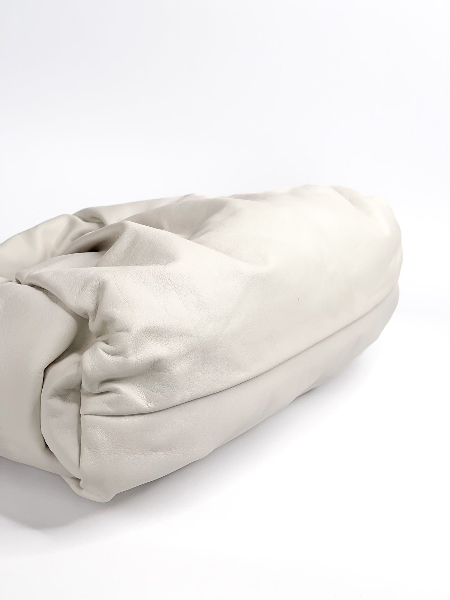 Bottega Veneta Smooth Butter Calfskin Small The Shoulder Pouch Plaster